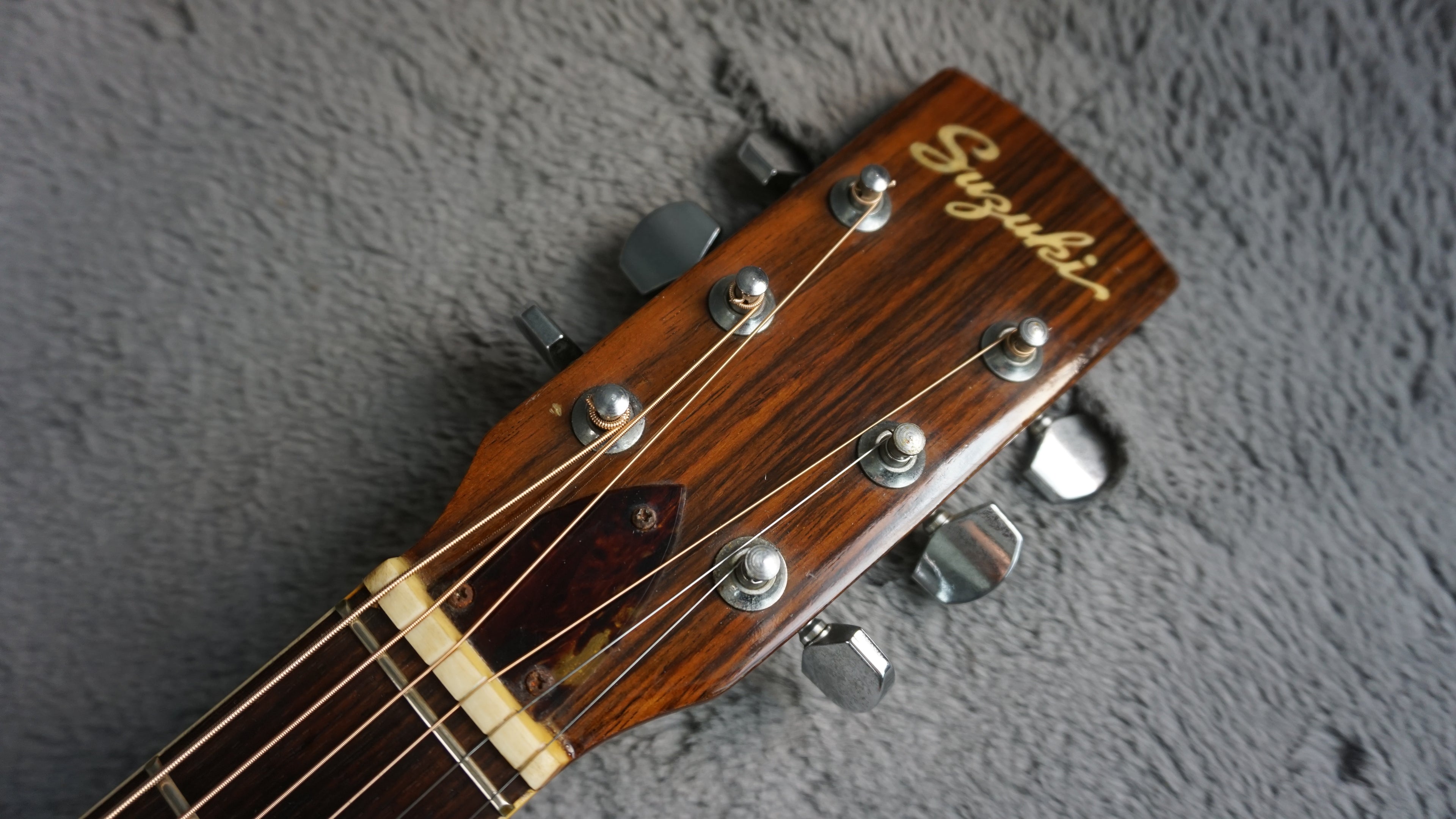 Suzuki Round Neck Resonator Style Acoustic Guitar w/ Gig Bag Japan