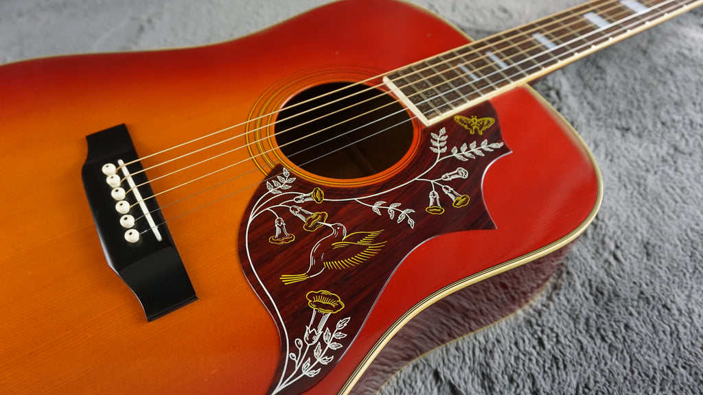Morris MWH-03-RS MIJ Dreadnought Acoustic Guitar w/ Hard Case