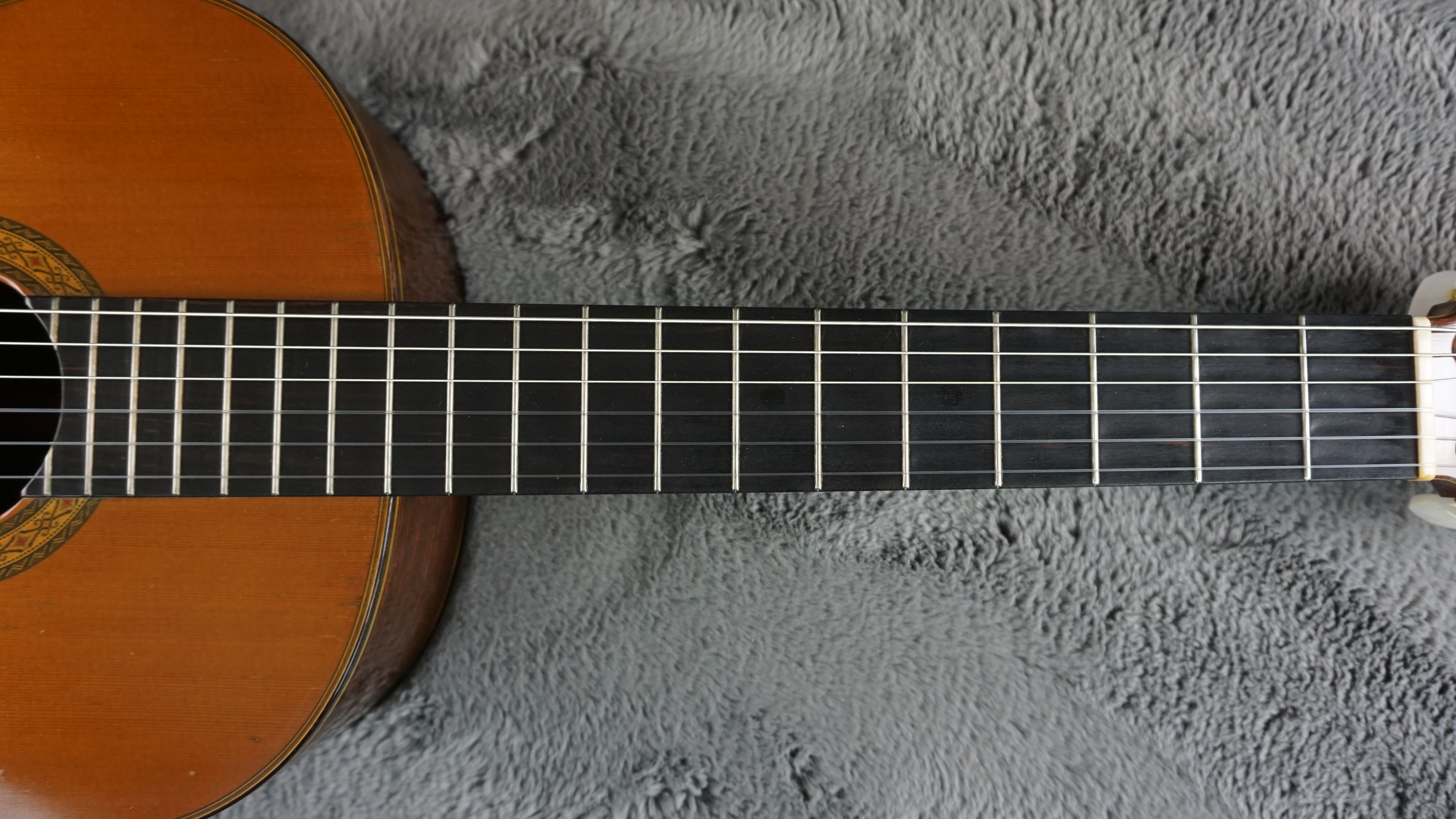 Masaru Kohno No. 15 1979 w/ Hard Case - Rosewood