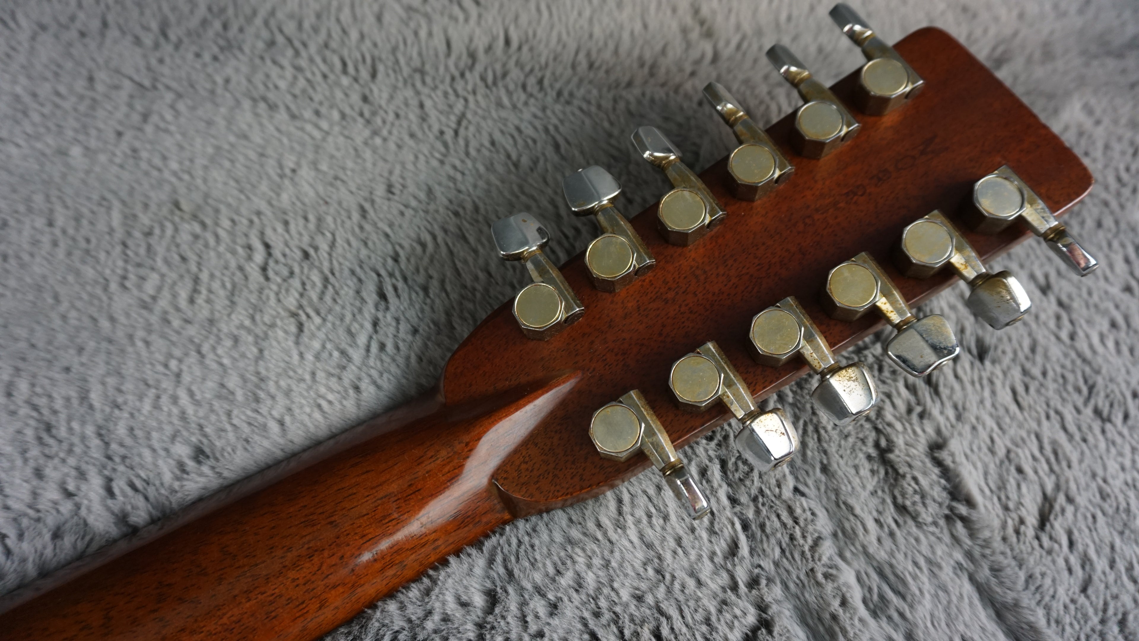 Morris B-60 MIJ 12-String Acoustic w/ 3-Piece Rosewood Back w/ OHSC