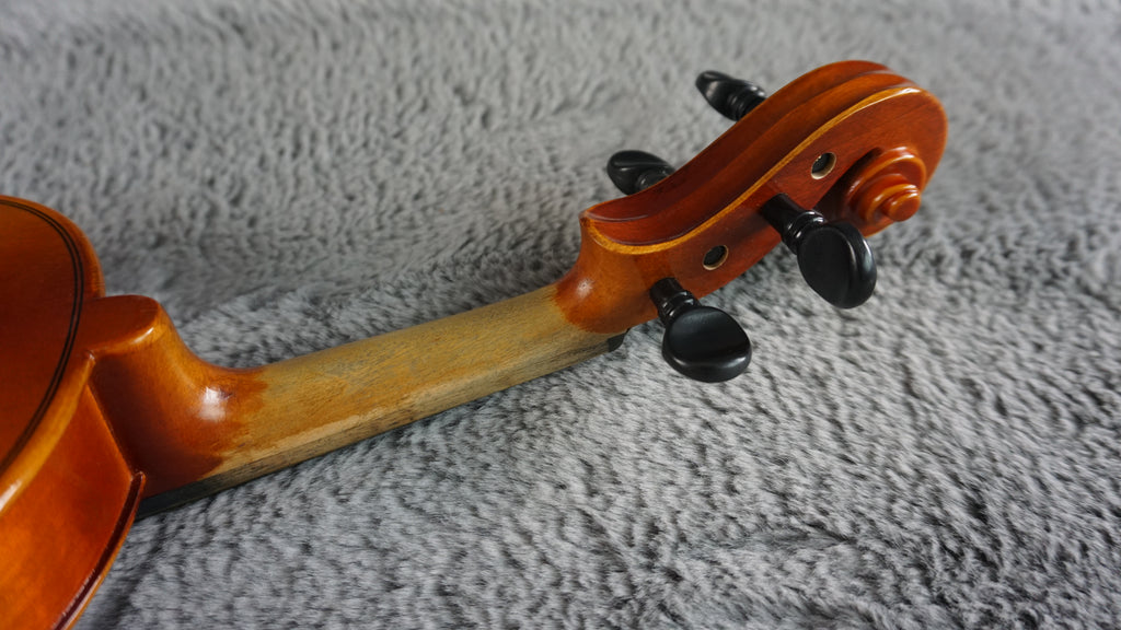Suzuki No. 200 1/8 Violin Japan w/ Case & Bow
