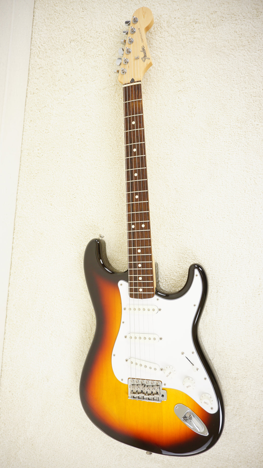 Fender Japan Stratocaster 2014 - 3-Color Sunburst