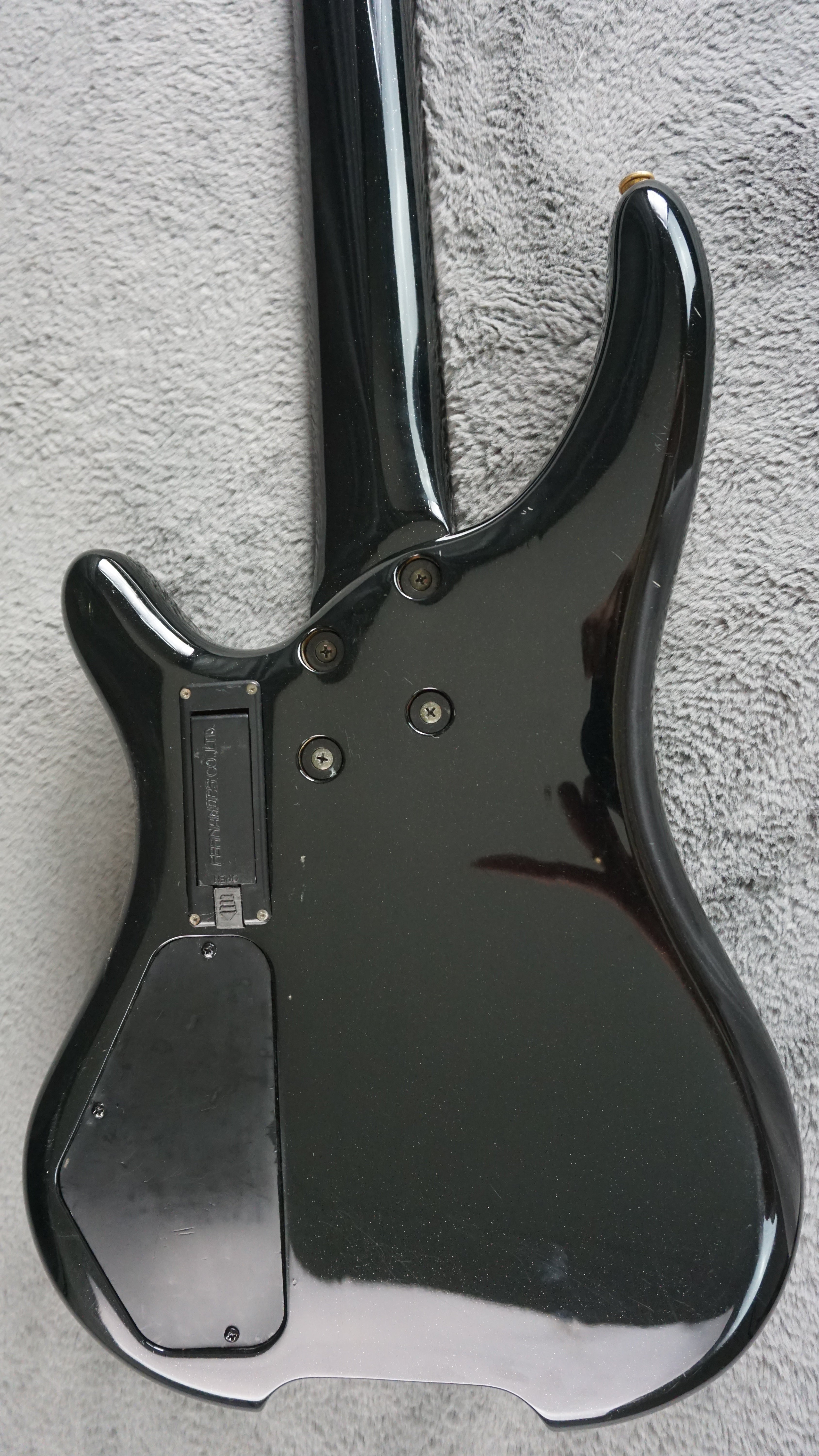 Fernandes Headless Bass MIJ Black w/ EMG PJ Pickups Vintage