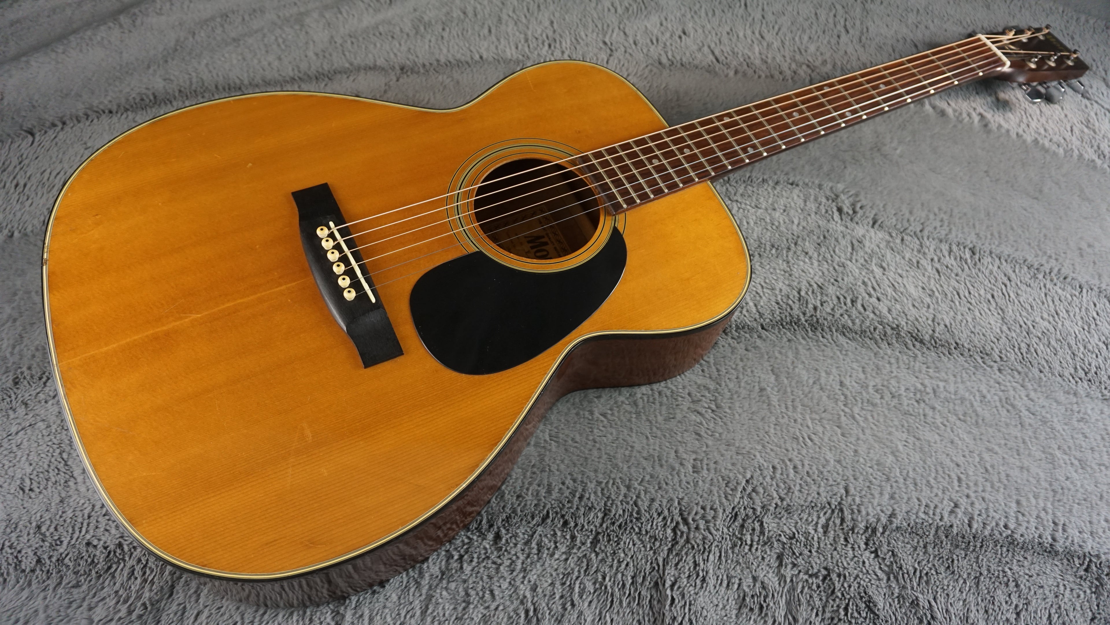 Morris F-12 OM Acoustic Guitar 1974