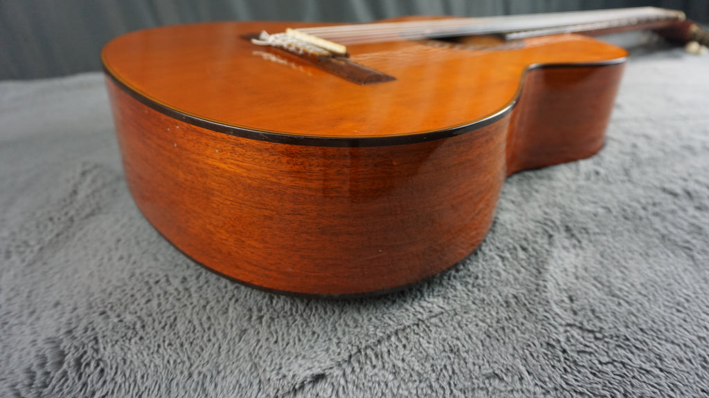 Morris M-15 Classical Nylon String Guitar Made in Japan w/ Gig Bag