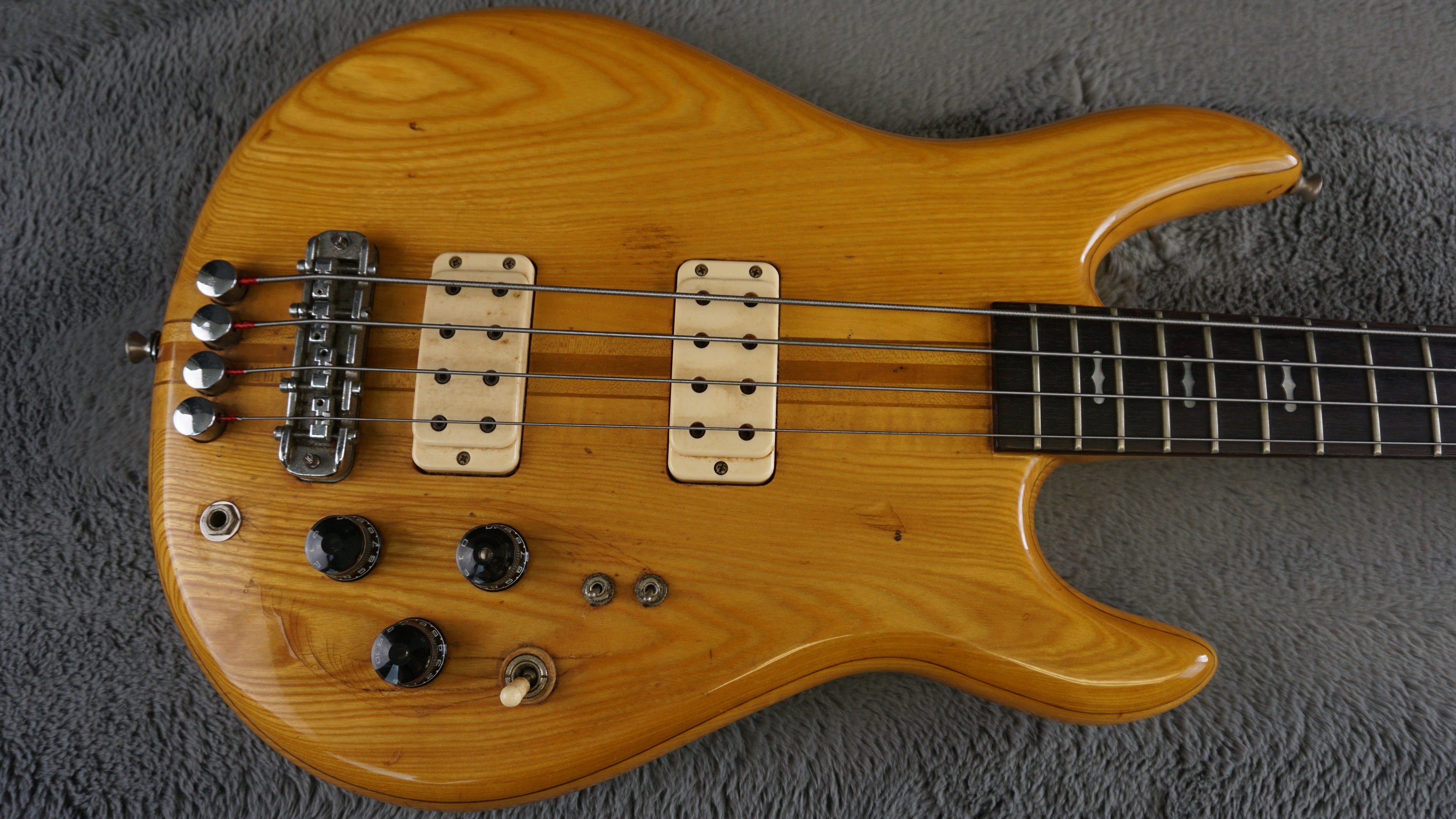 Greco GOB-900 Bass Made in Japan Natural Ash Neck-Through Bass