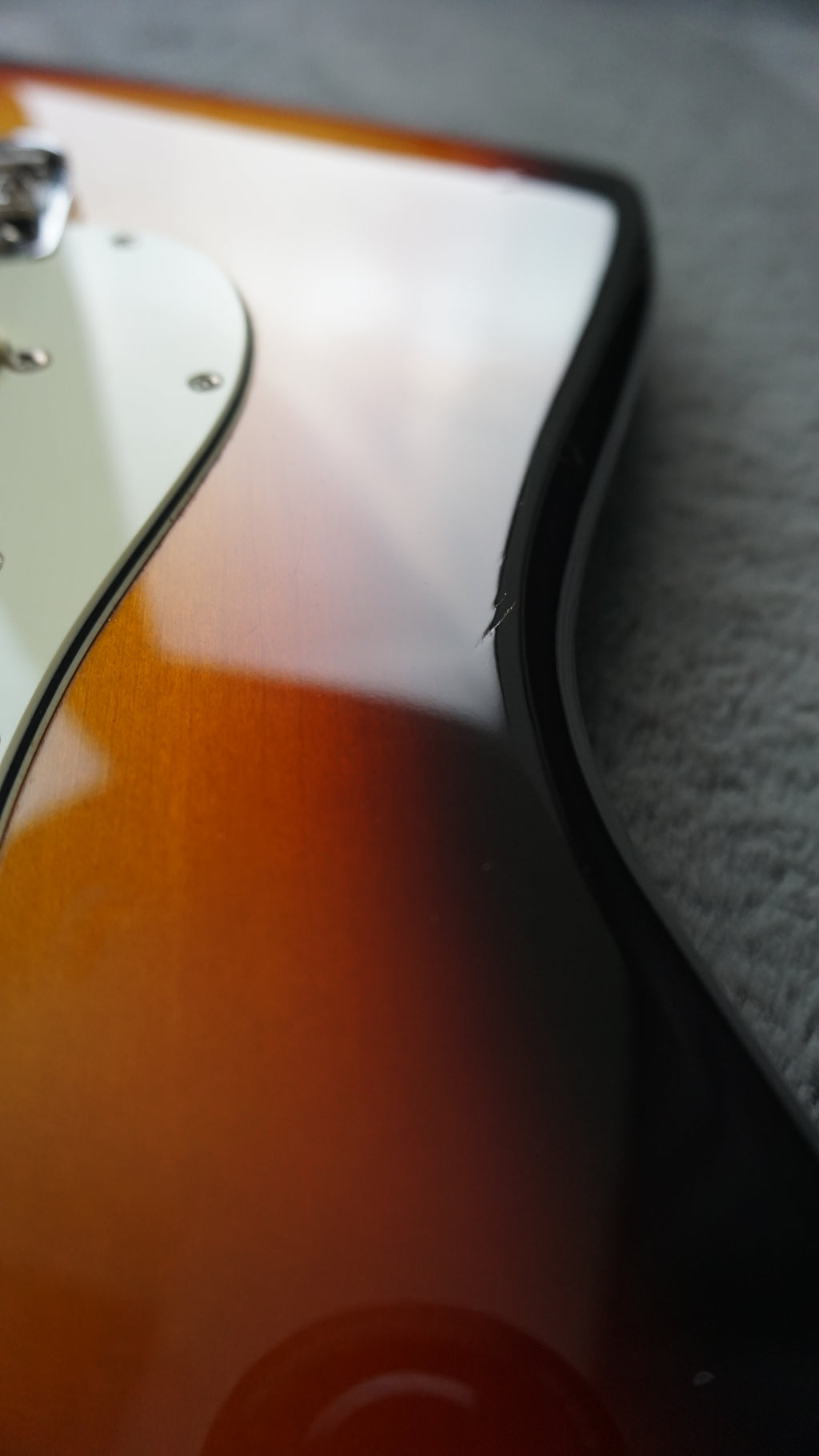 Fender Stratocaster 2017 - Sunburst Made in Japan