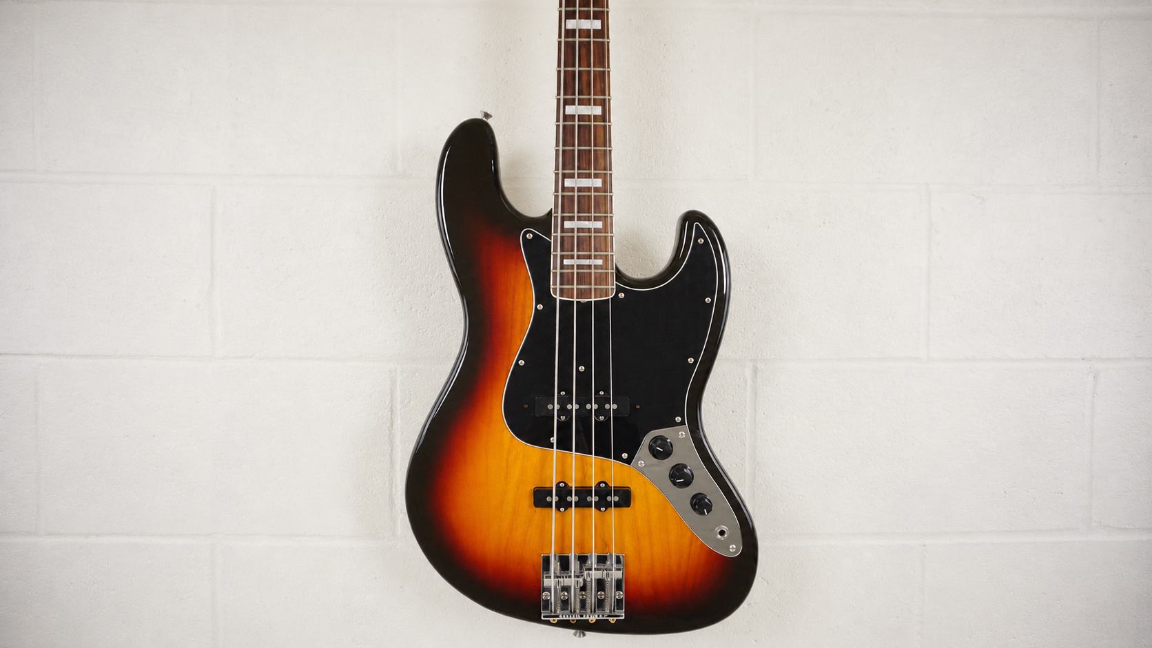 Fender Japan JB-75 Jazz Bass w/ Badass II Bridge – 3-Tone Sunburst 02-04