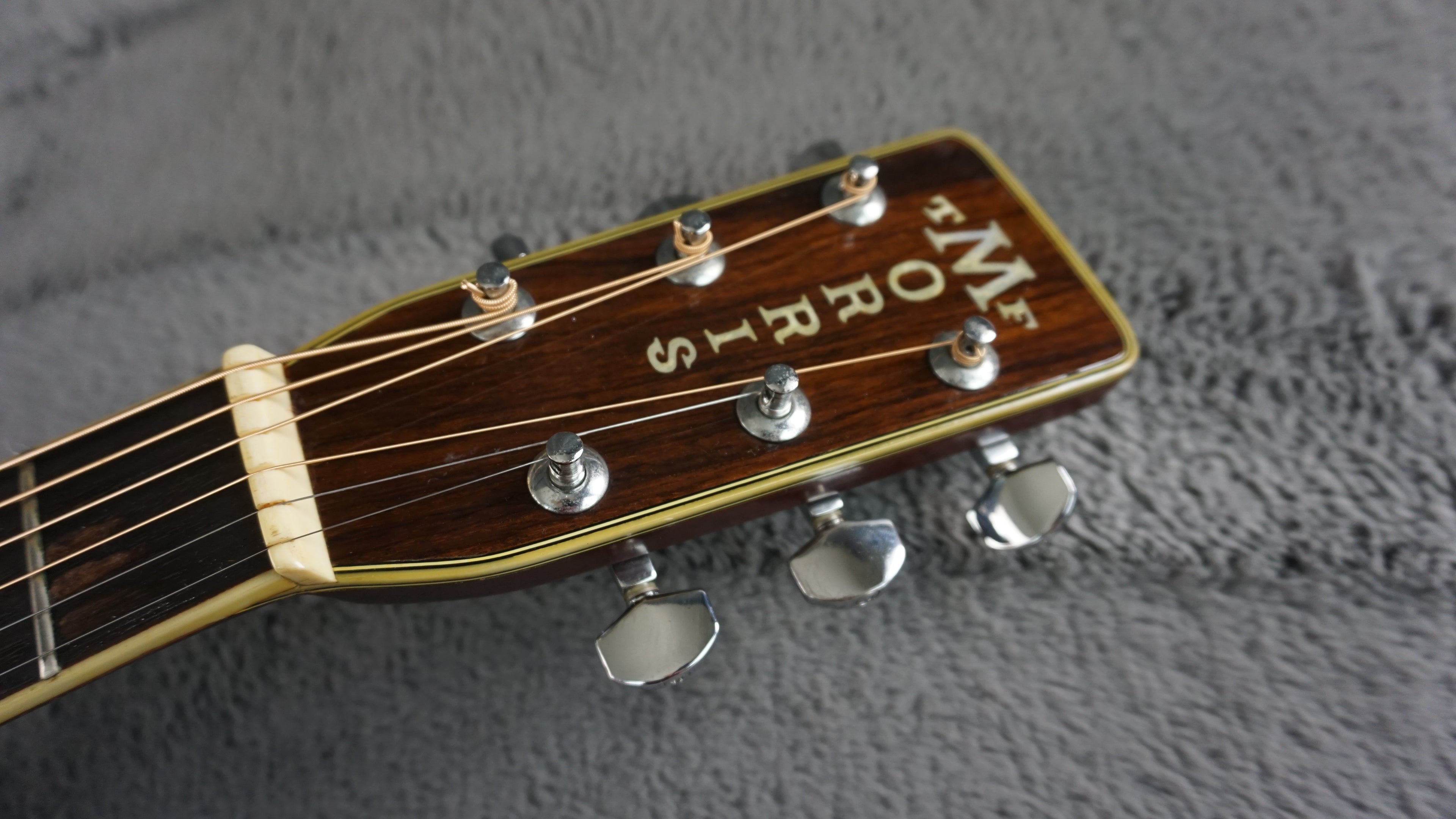 Morris 50 Special Japan Dreadnought w/ Hard Case