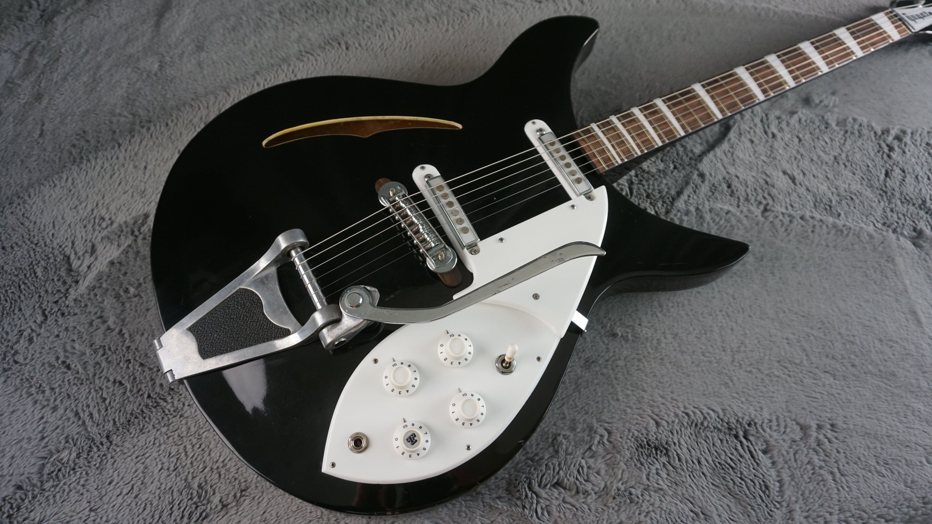 Guyatone SG42T 1960s - Black Super Rare Double Cut Japan