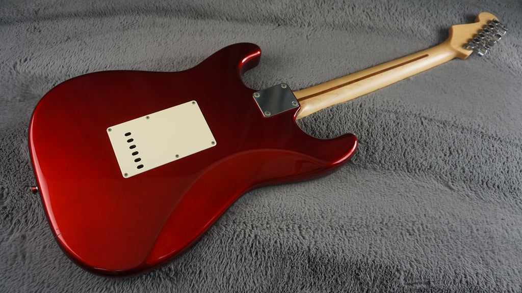 Fender Stratocaster - Cherry Japan
