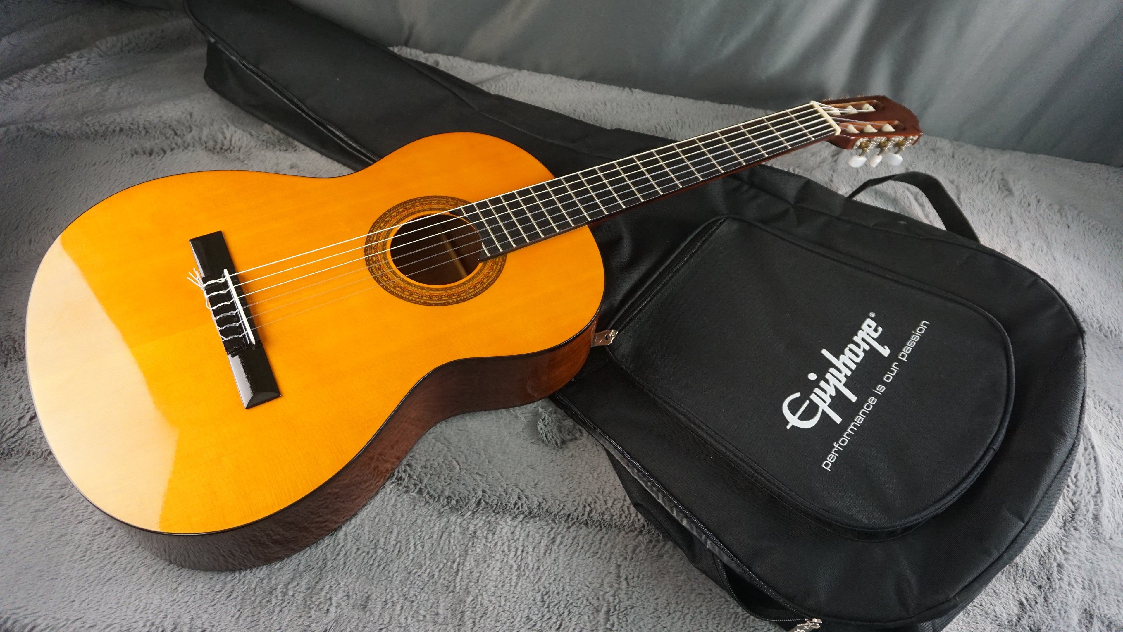 Morris MC-100 Japan Classical Guitar