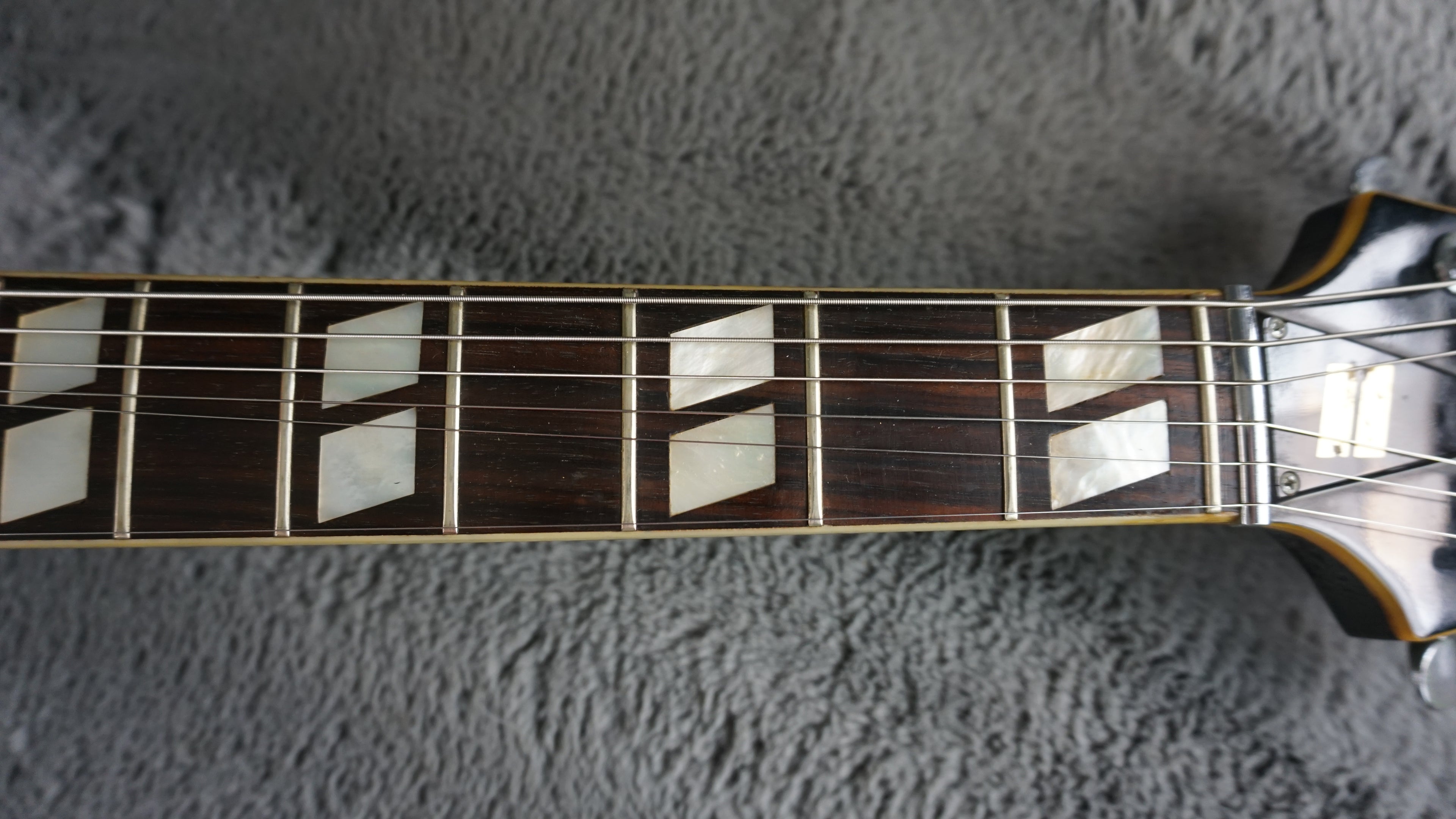 Guyatone Hollowbody Electric 1960s - Sunburst Japan Dual Pickup