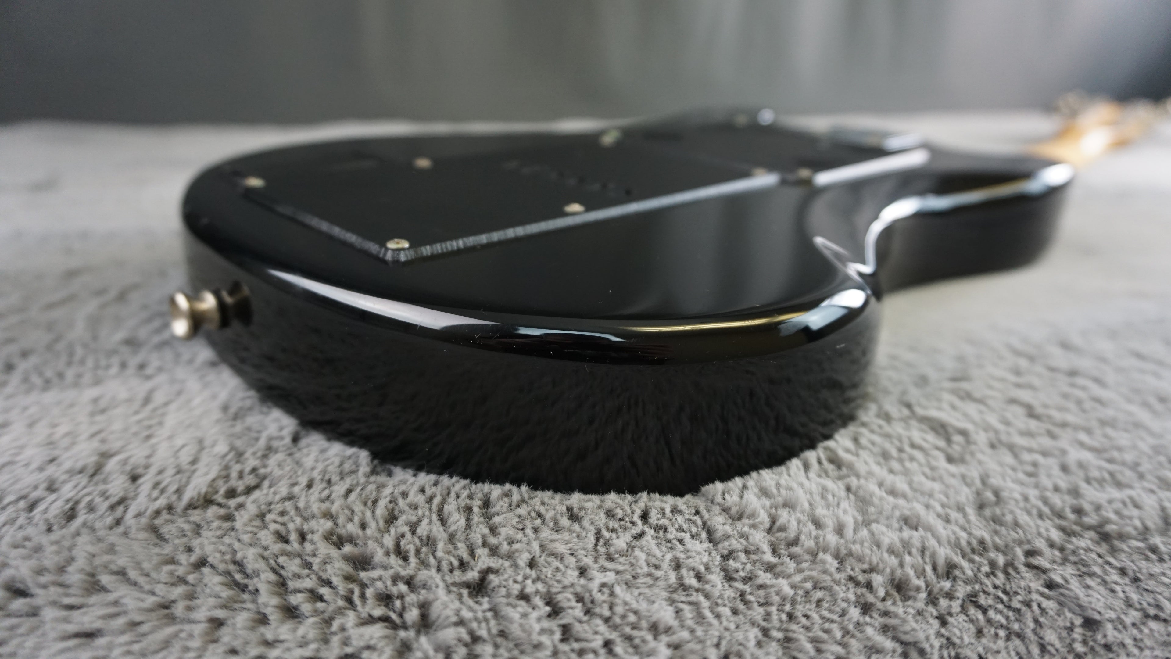 Marine Rider Mosrite Ventures Model with Built In Amp Black