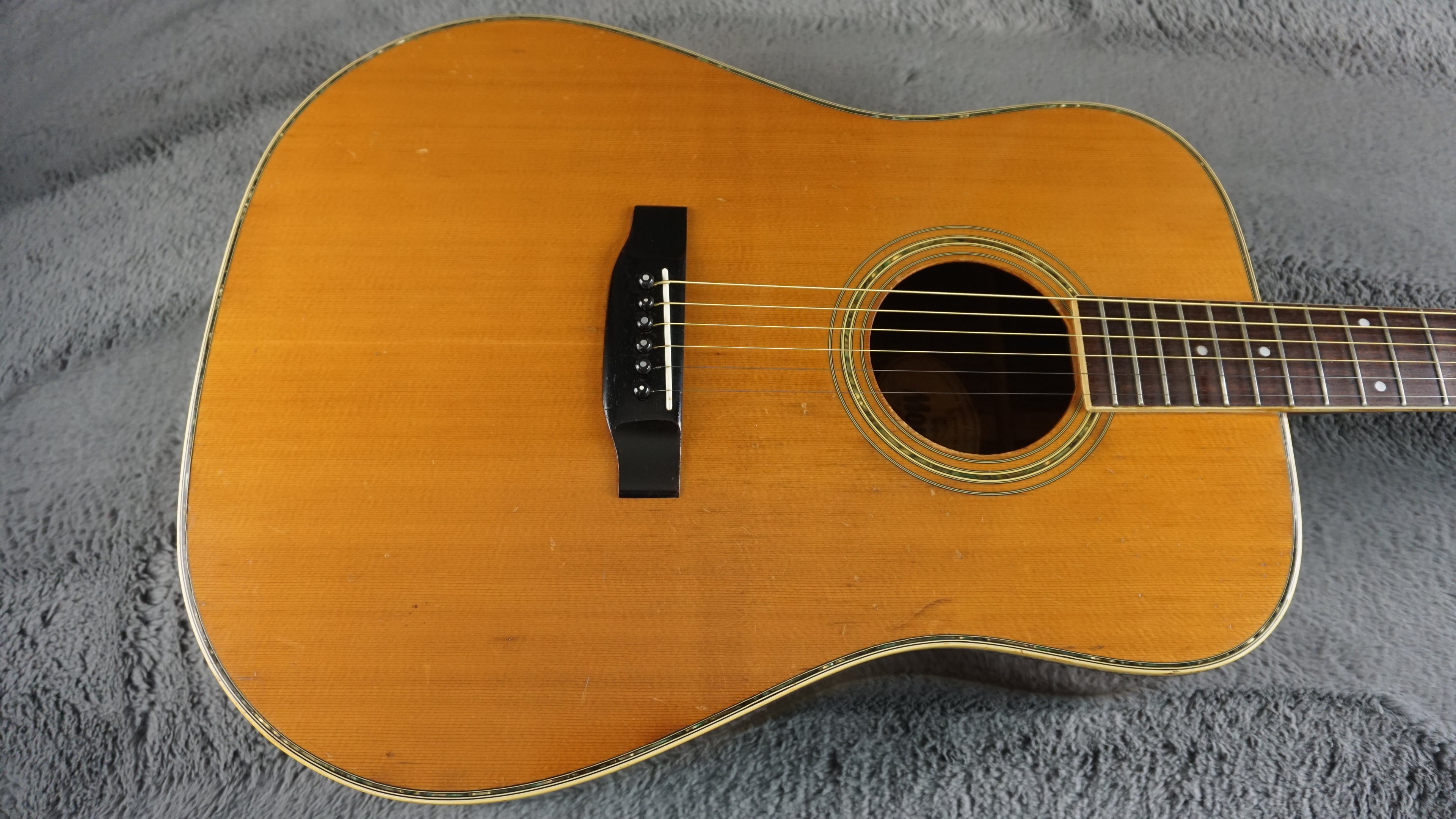 Morris W-28 "D-28 Style" Japan Acoustic Guitar