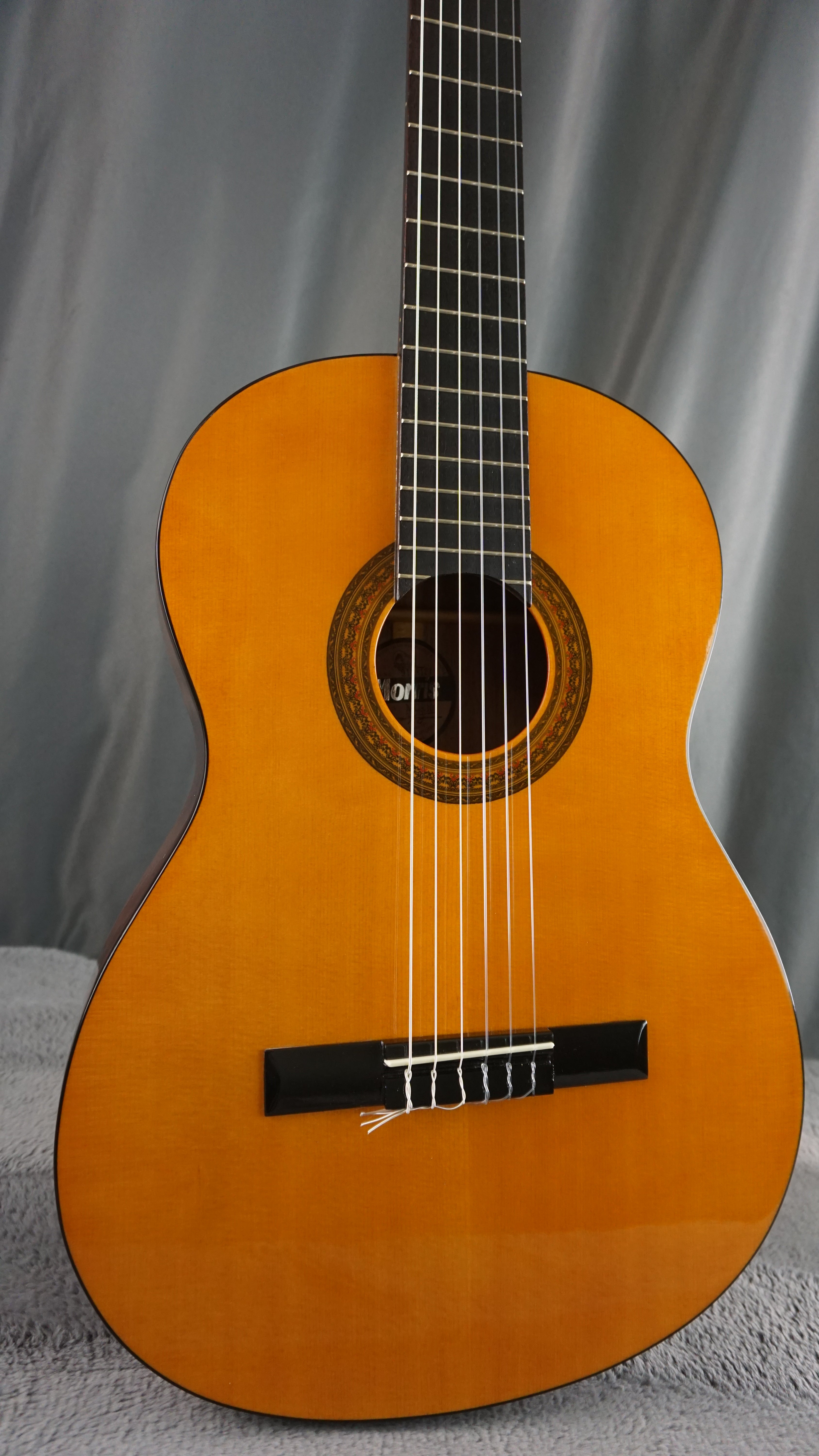 Morris MC-100 Japan Classical Guitar