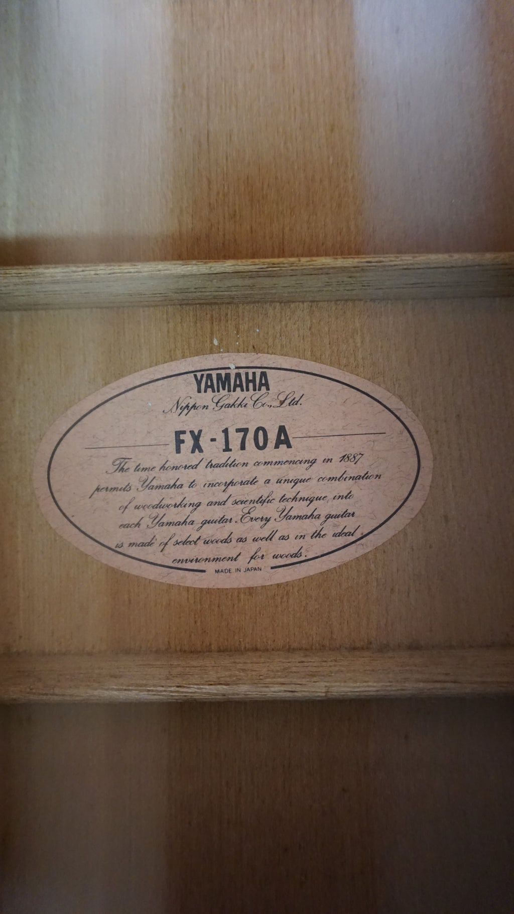 Yamaha FX-170A Japan Acoustic Guitar Chipboard Case