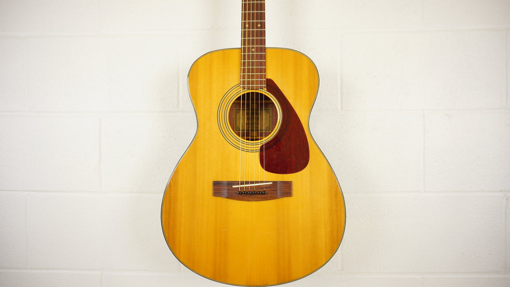 Yamaha FG-130 Nippon Gakki Made in Japan Acoustic Guitar w/ Chipboard Case