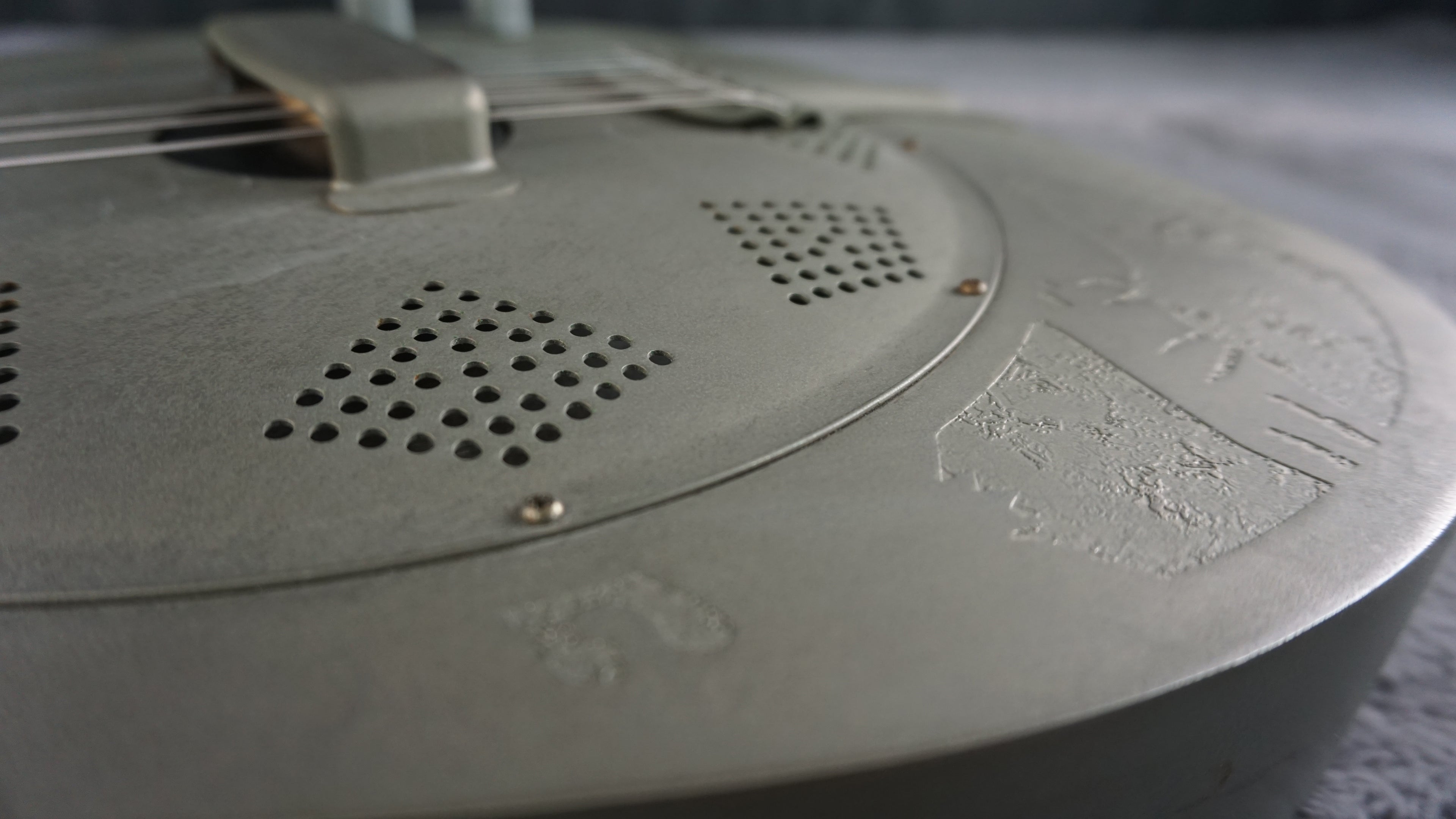Gill Tone Resonator Japan Rare w/ Original Hard Case