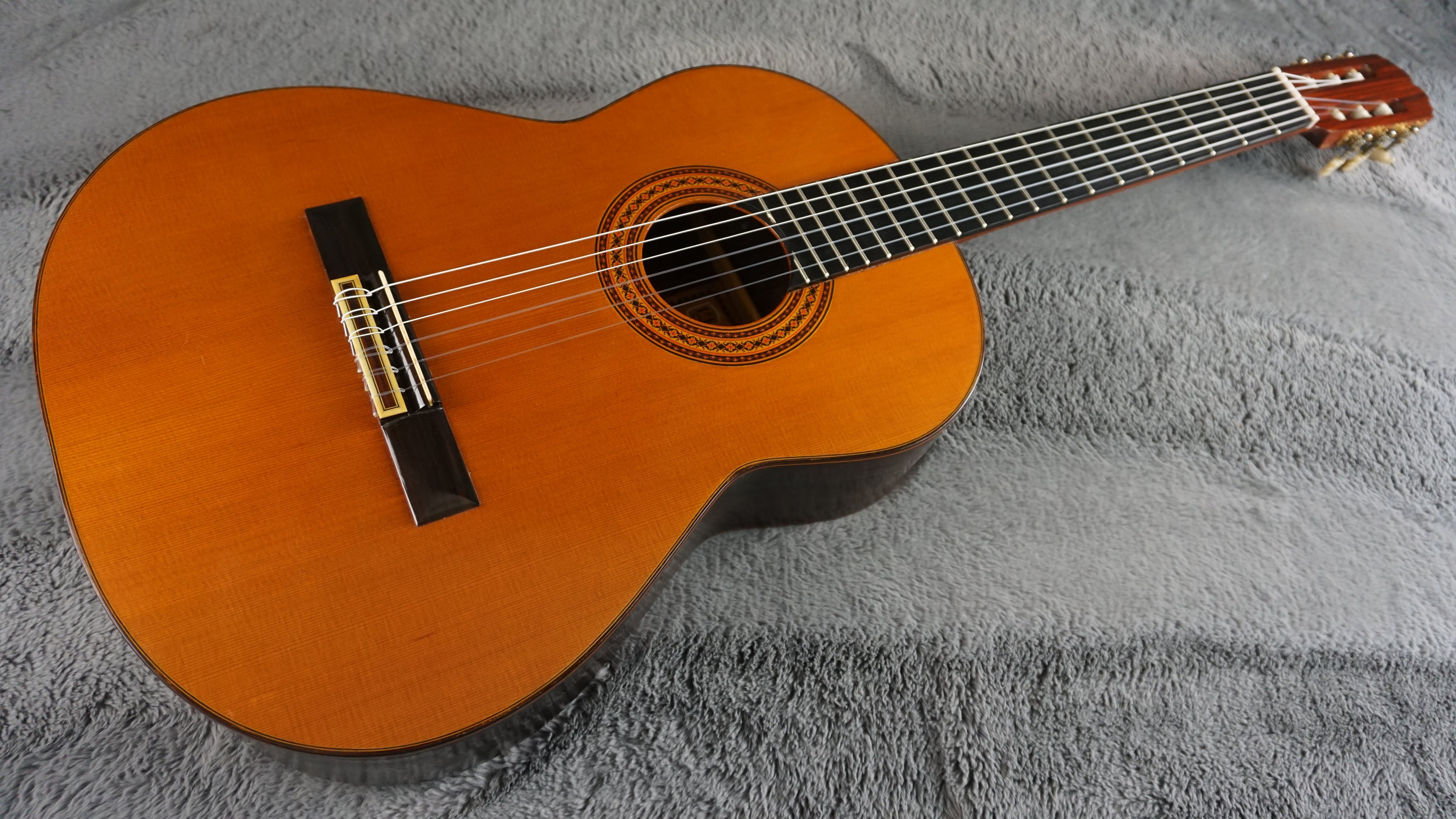 Admira Elena Made in Spain Classical Guitar