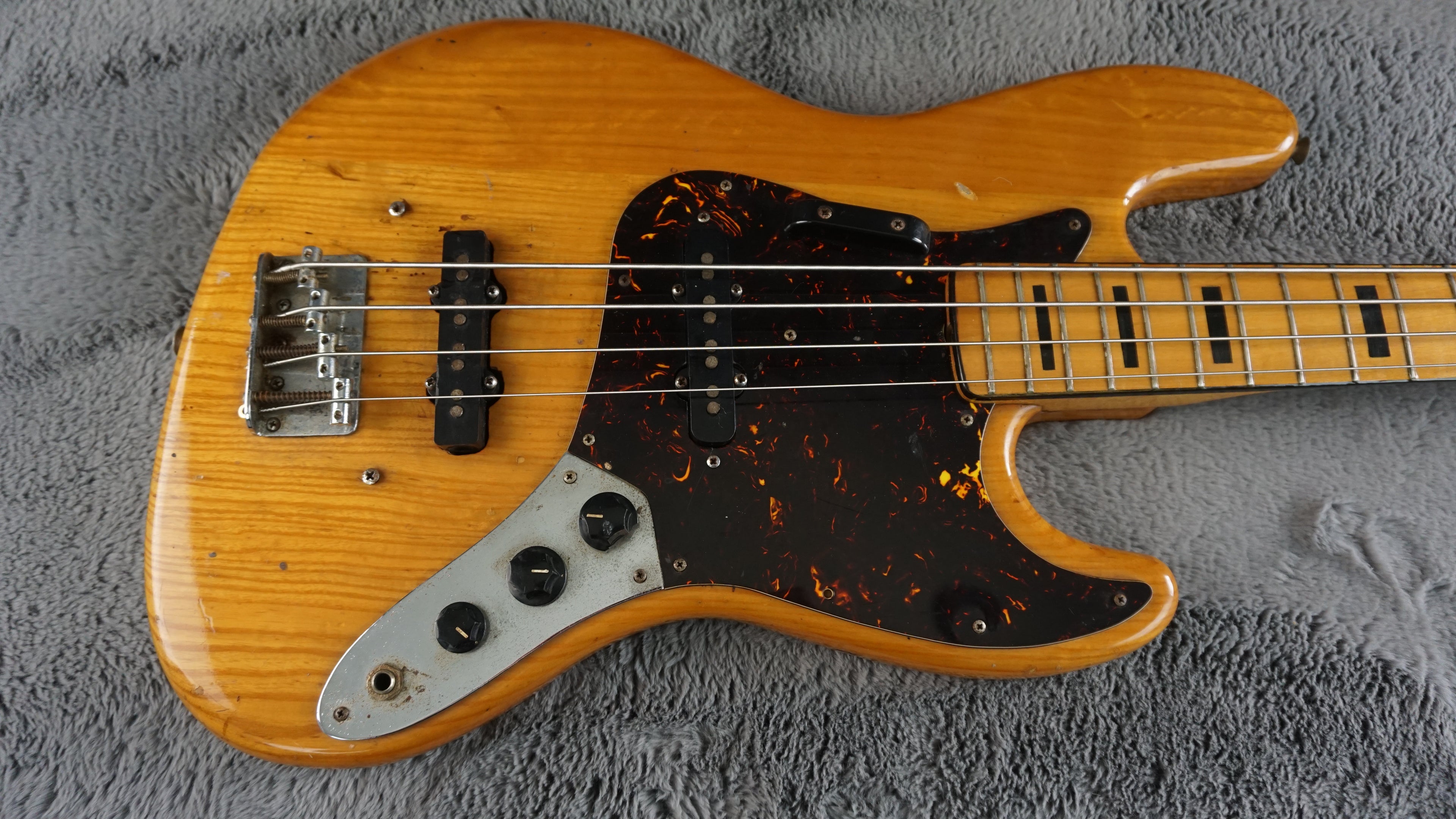 Hisonus Excellent Bass - Jazz Style Natural