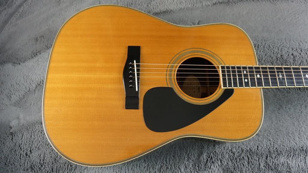 Yamaha L-8 Luxury Series Solid Wood Japan Acoustic w/ Hard Case
