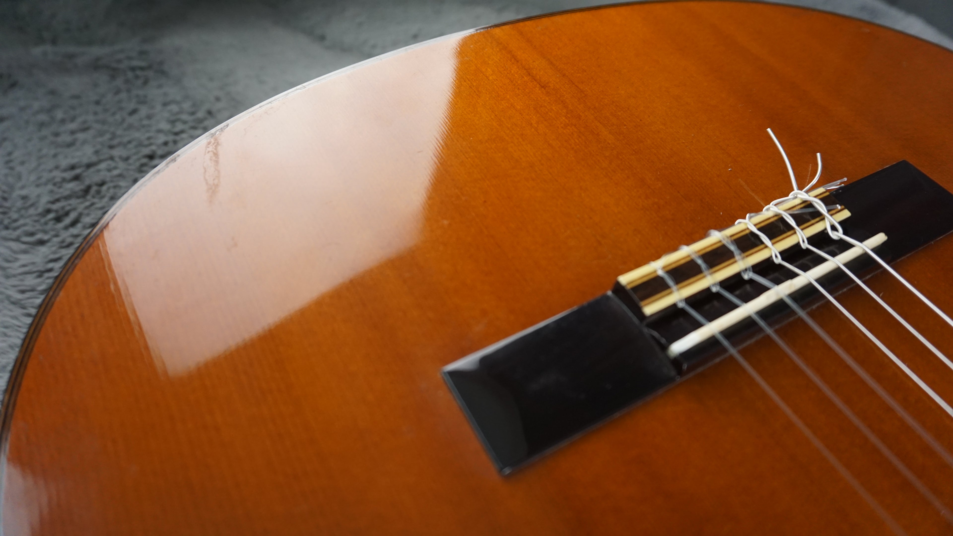 Yamaha G-225 Classical Guitar
