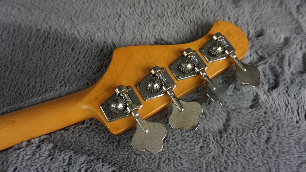 Bacchus Universe Series Jazz Bass - White