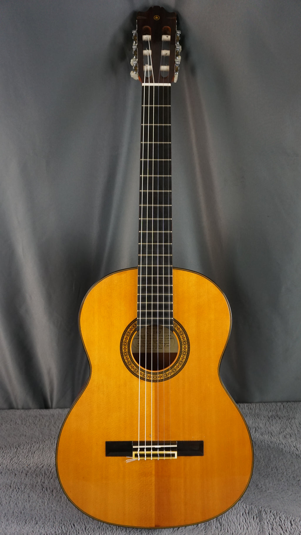 Yamaha C-180 Japan Classical Guitar