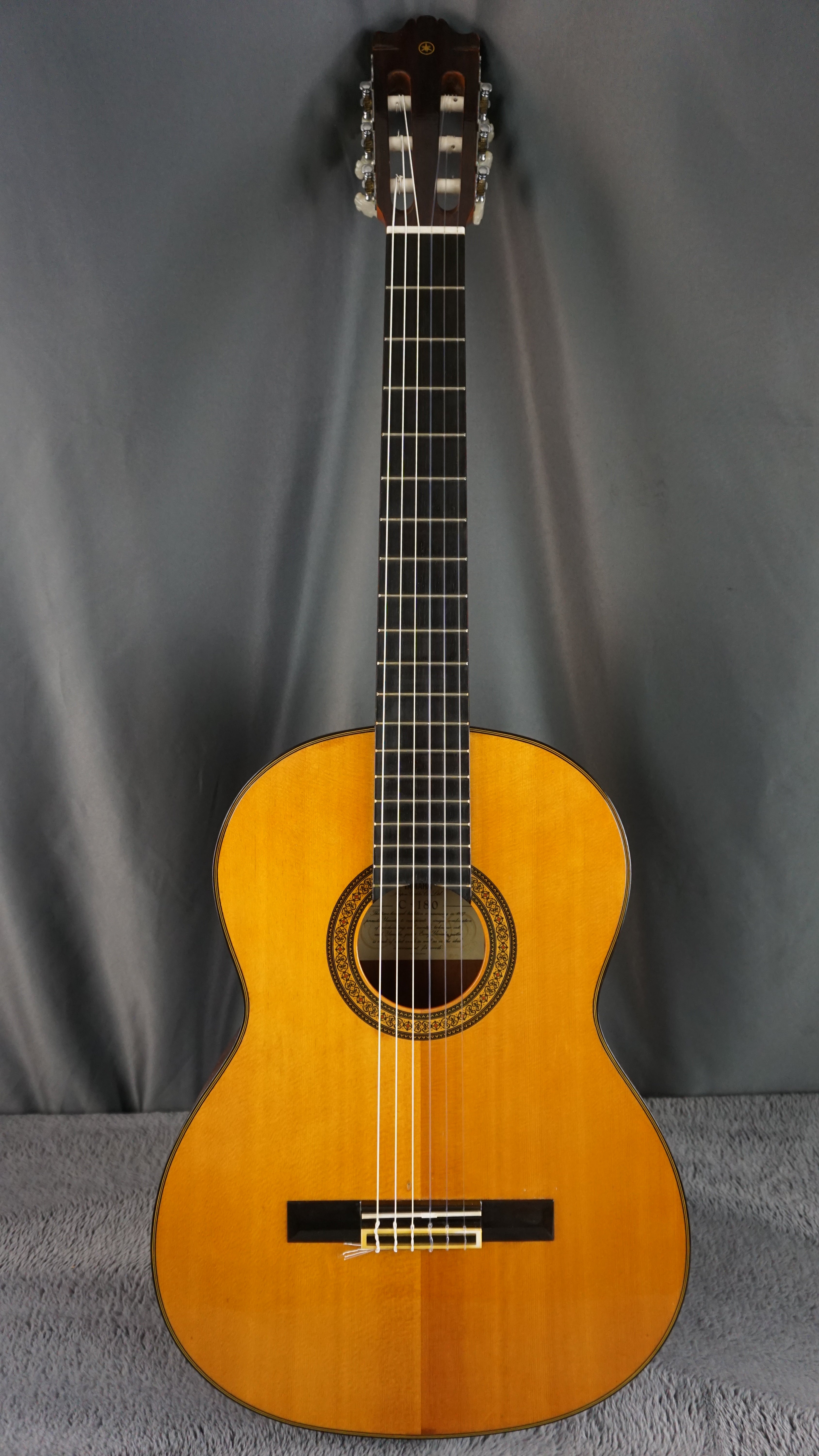 Yamaha C-180 Japan Classical Guitar