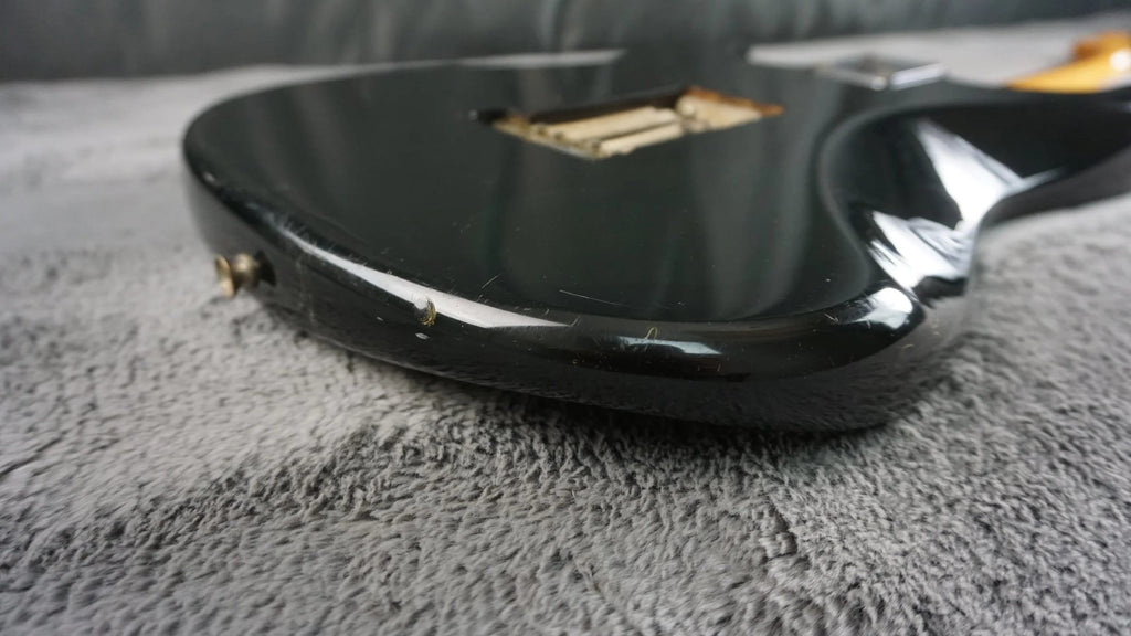 Aria Pro II Strikin' Sound S-Style Japan Black