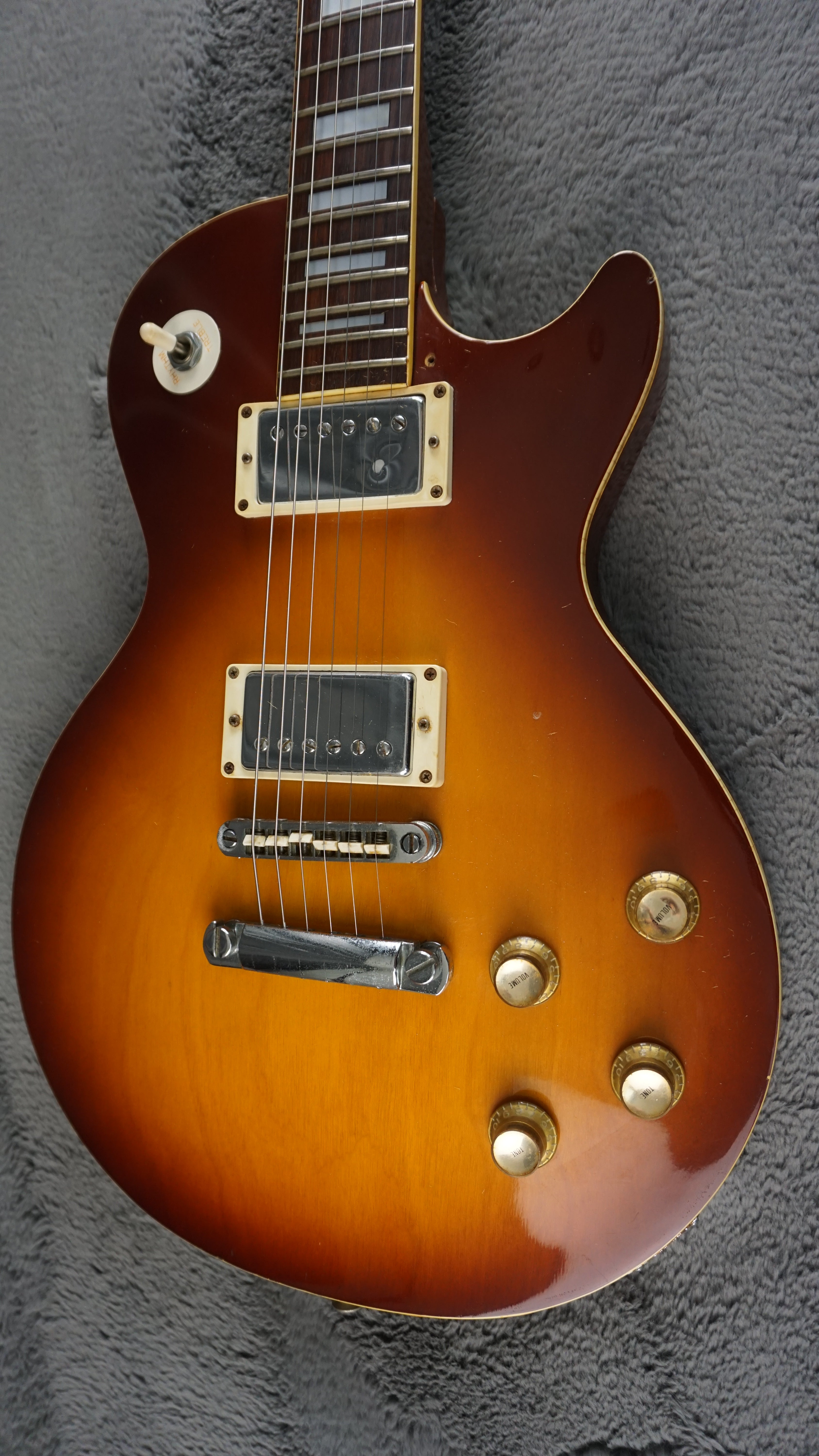Westminster MIJ Single Cut Electric Guitar Tobacco Burst w/ Hard Case