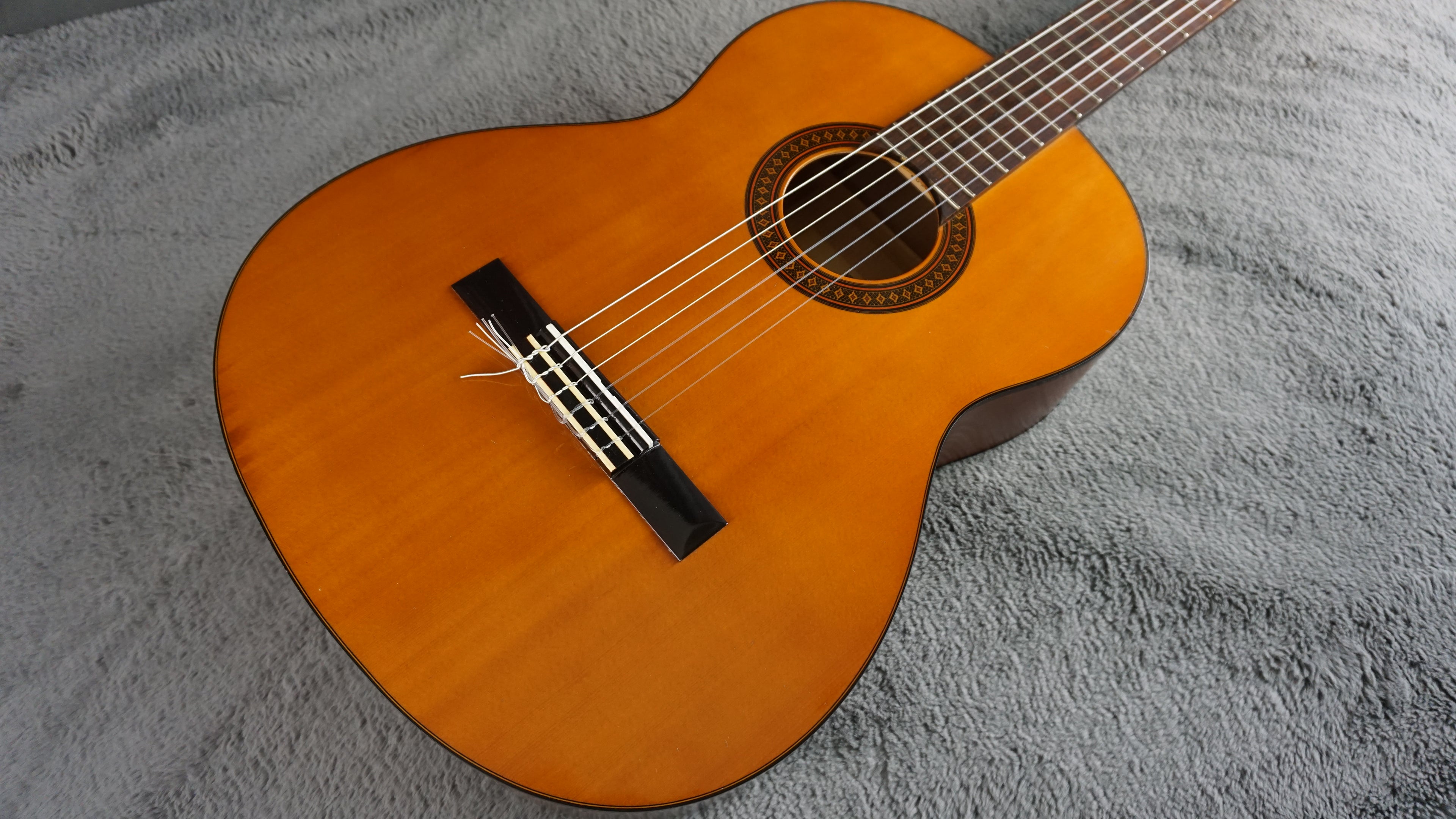 Yamaha G-228 1987 Japan Classical Guitar w/ Hard Case