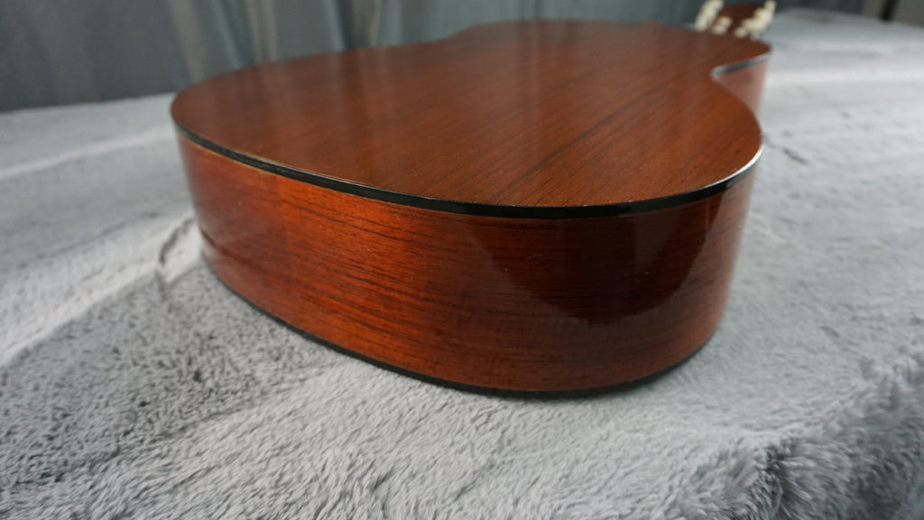 Yamaha C-180 Japan Classical Guitar