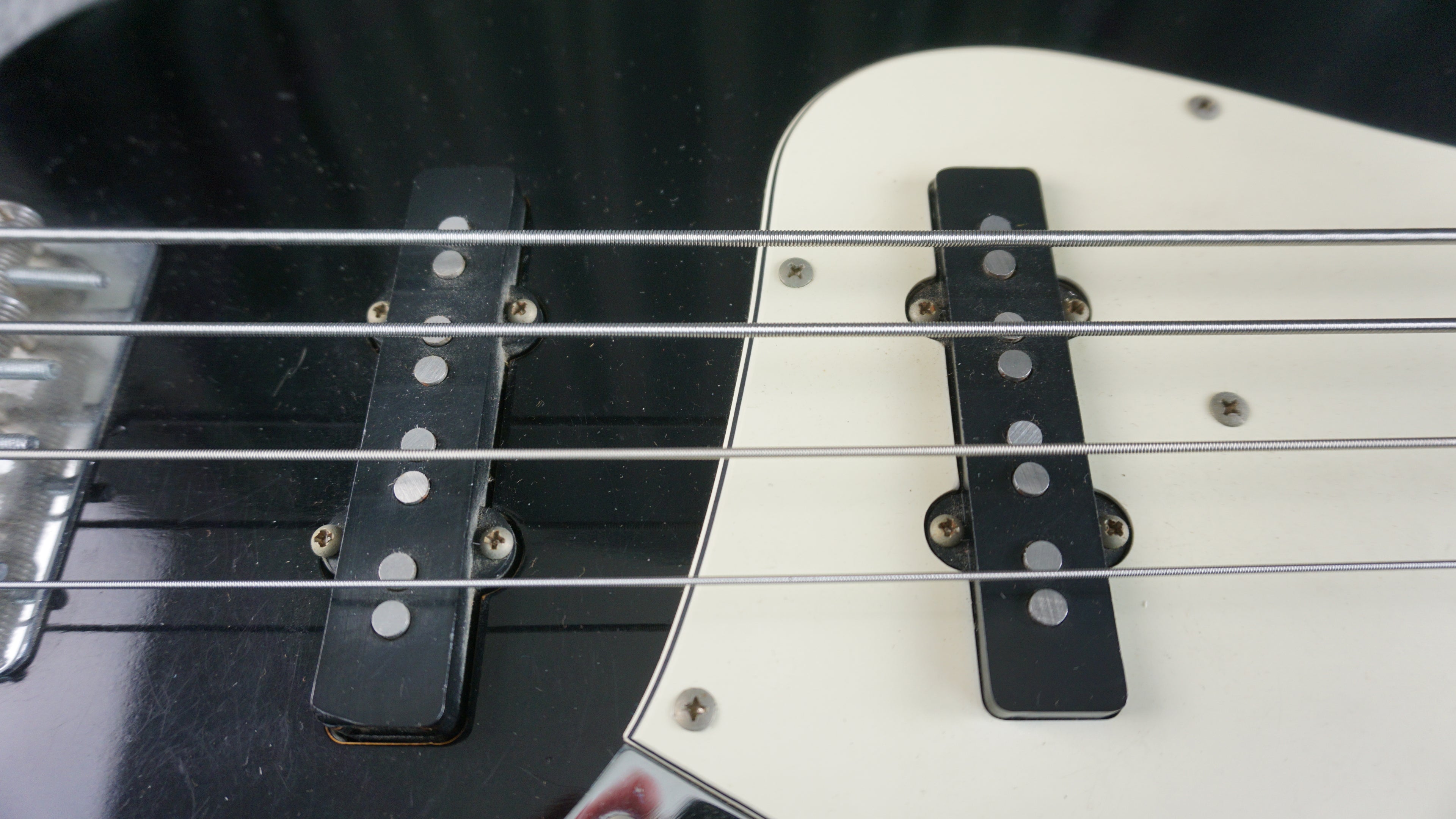 Tokai Jazz Sound 80s - Black 4-String Bass
