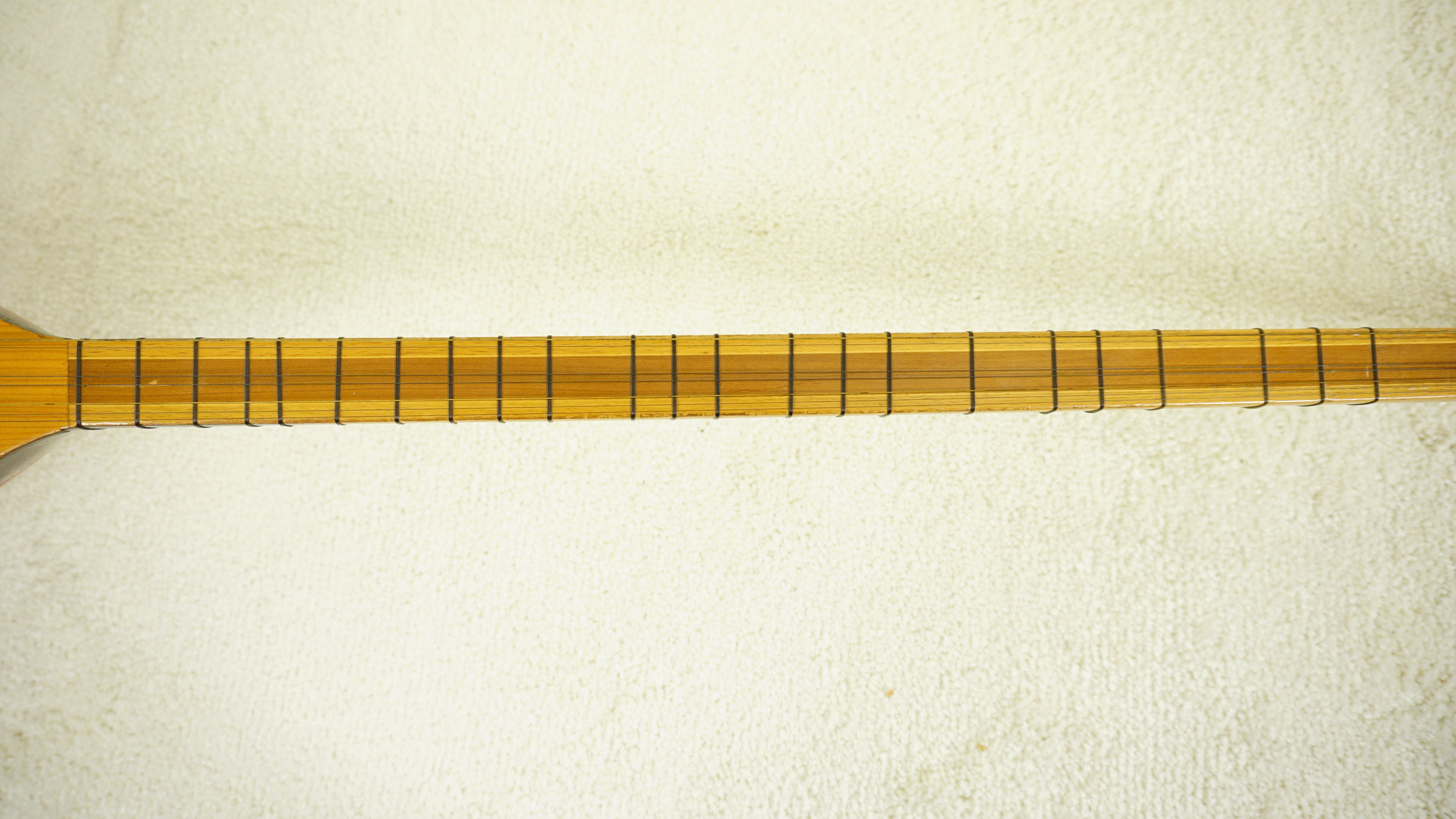 Nida Turkish Baglama Saz Long Neck Folk Lute w/ Gig Bag