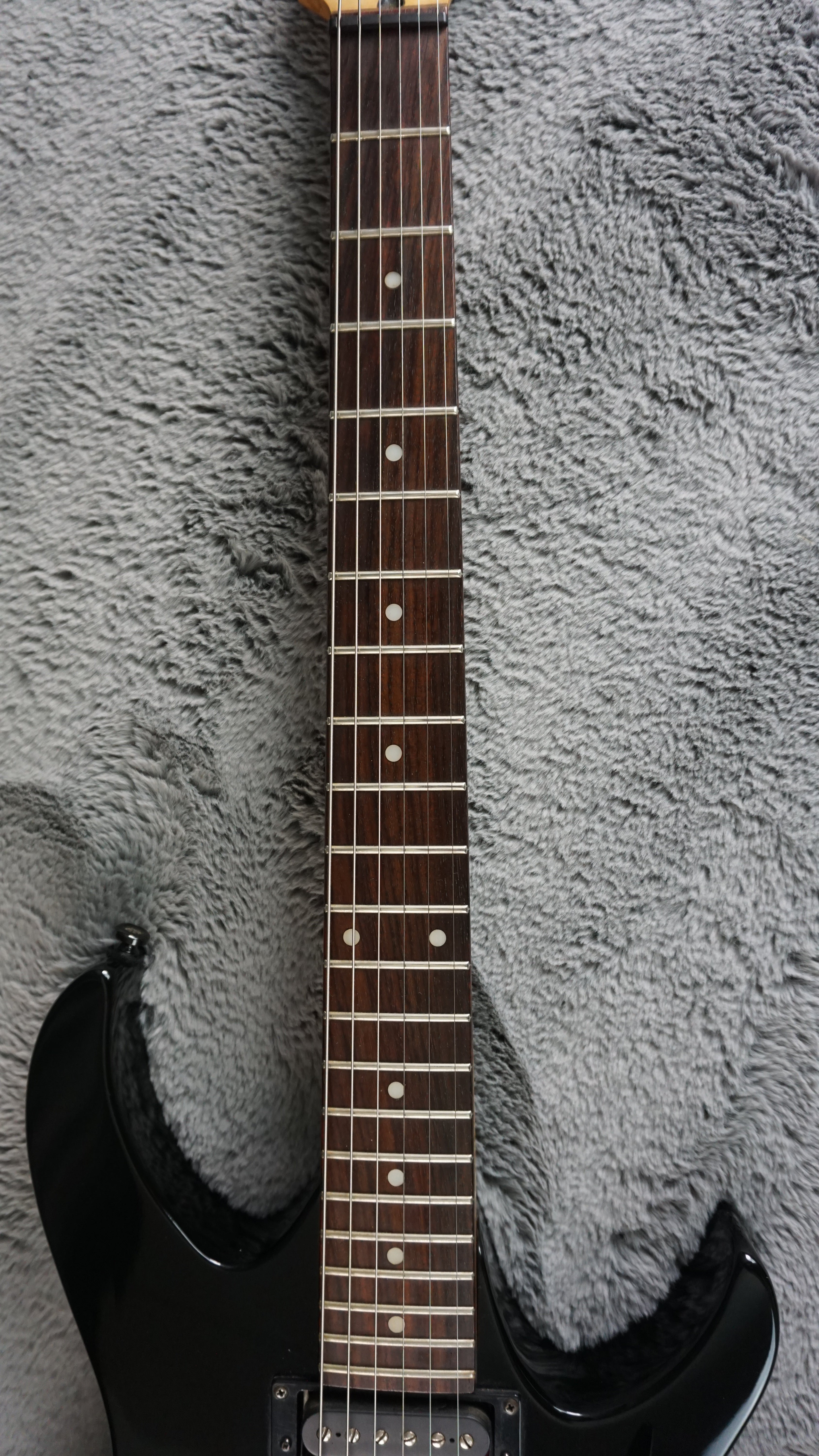 Anboy Superstrat Fujigen - Black Electric HSH