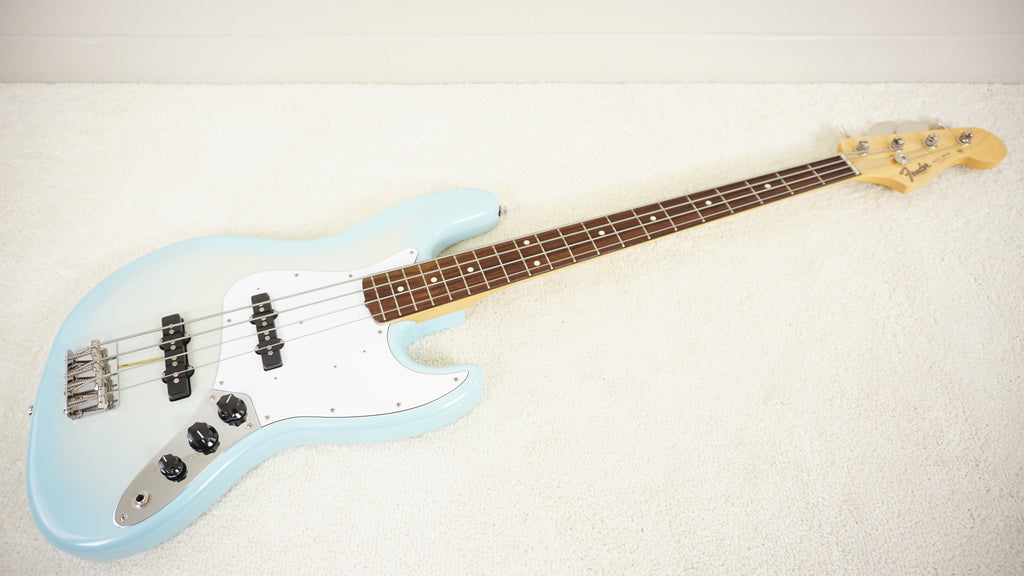 Fender Japan Traditional II ’60s Jazz Bass Stardust Blue Limited Edition