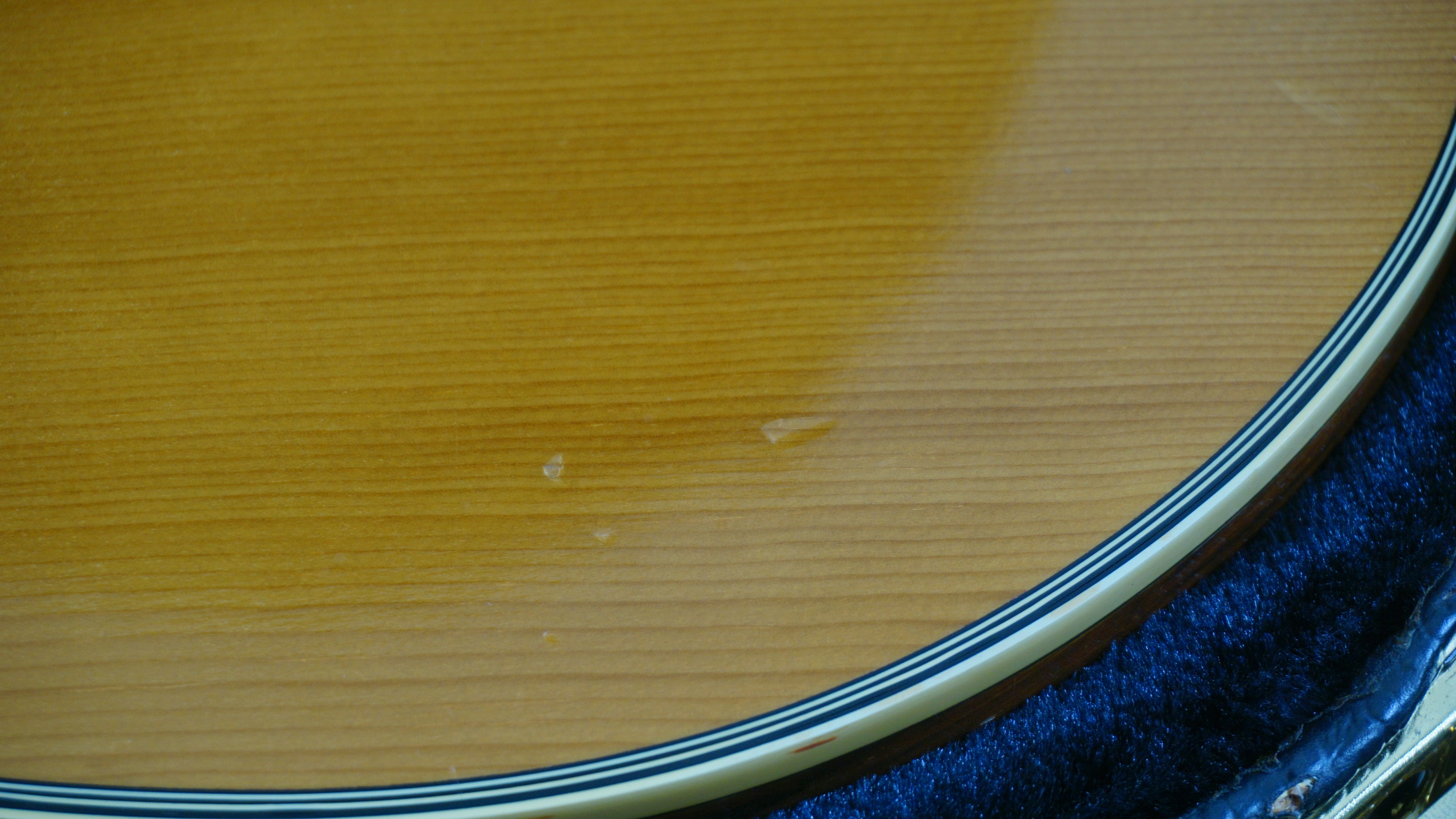 Yamaha FG-251 MIJ Dreadnought Acoustic Guitar w/ Hard Case