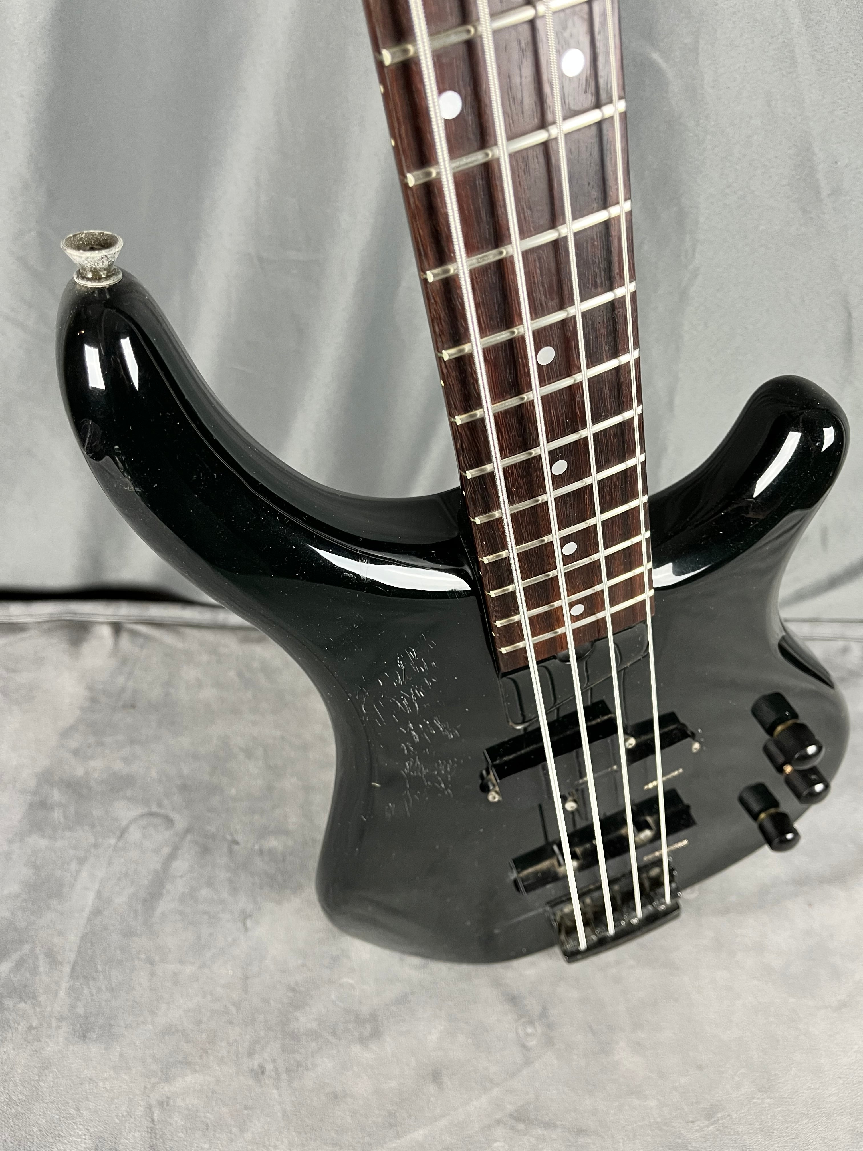 Fernandes PJ Bass  FRB-55 1990’s Black 32” scale