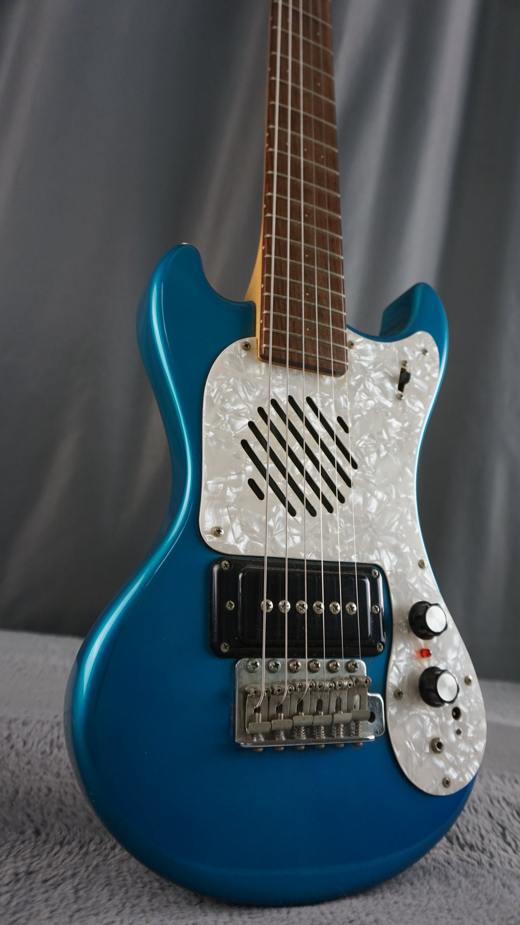 MarineRider Mosrite Ventures Model w/ Built In Amp - Blue