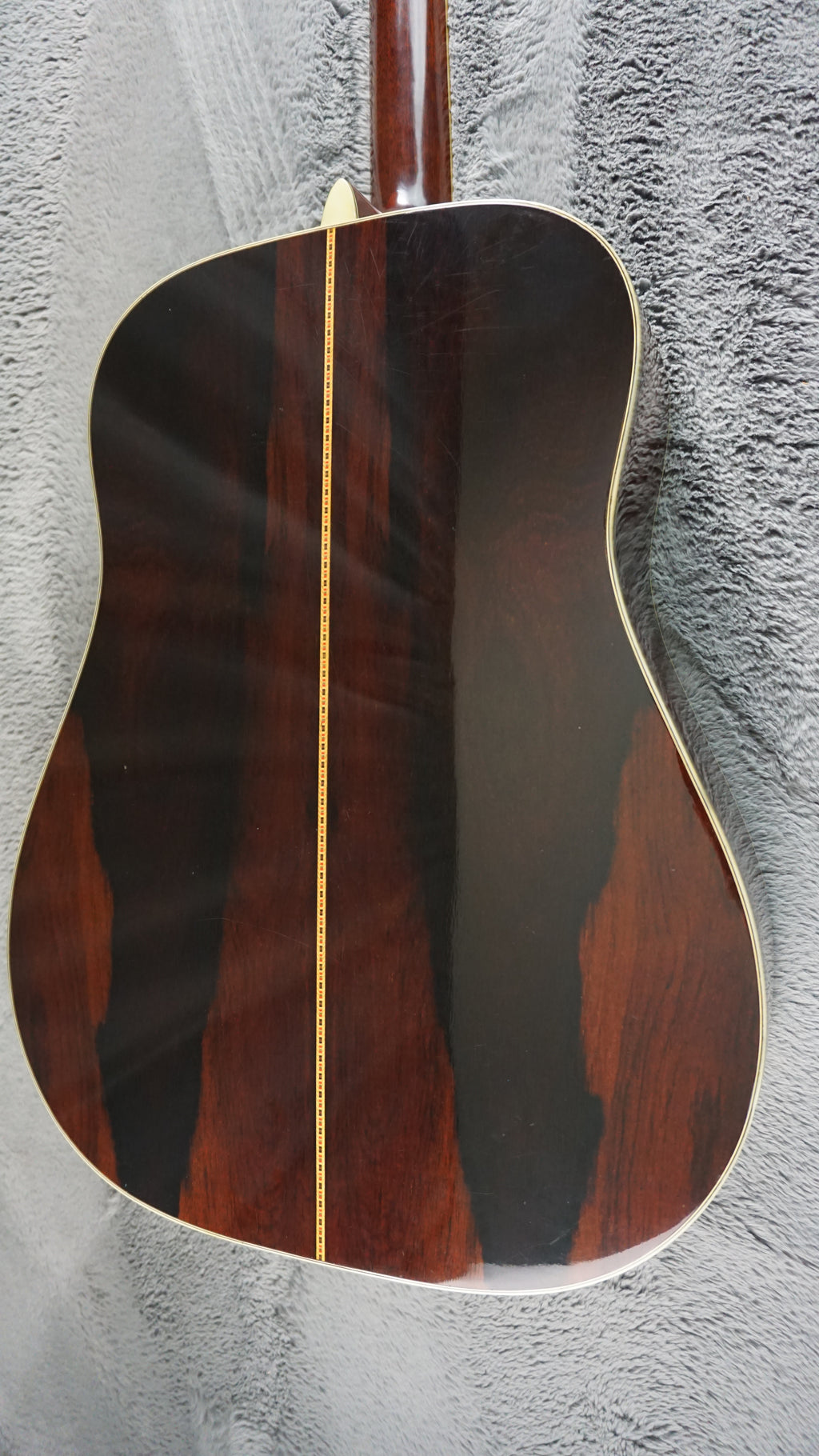 Morris MG-1100 Japan Dreadnought w/ Hard Case