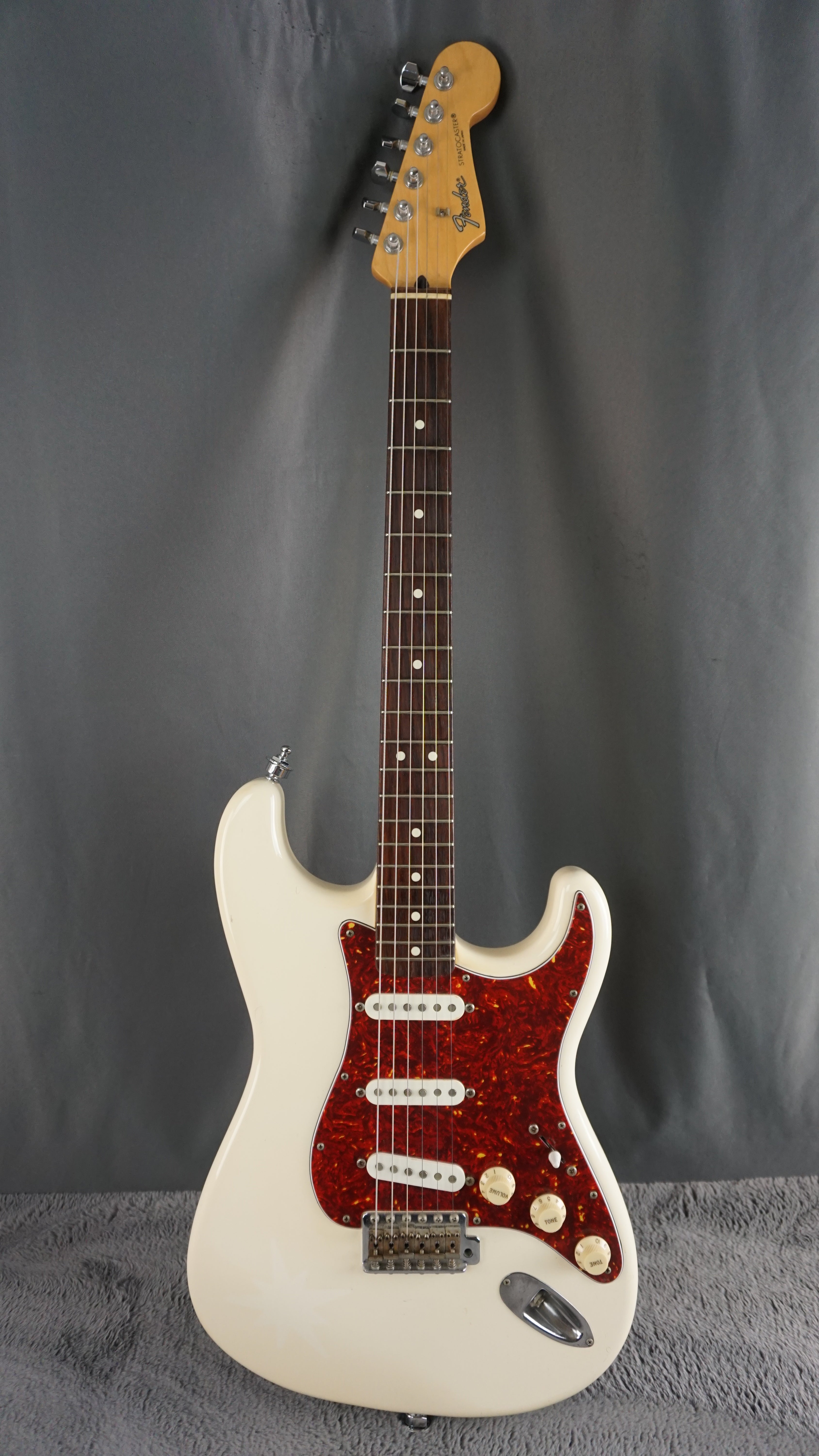 Fender Japan Stratocaster Vintage White MIJ w/ Gotoh Tuners 02-04