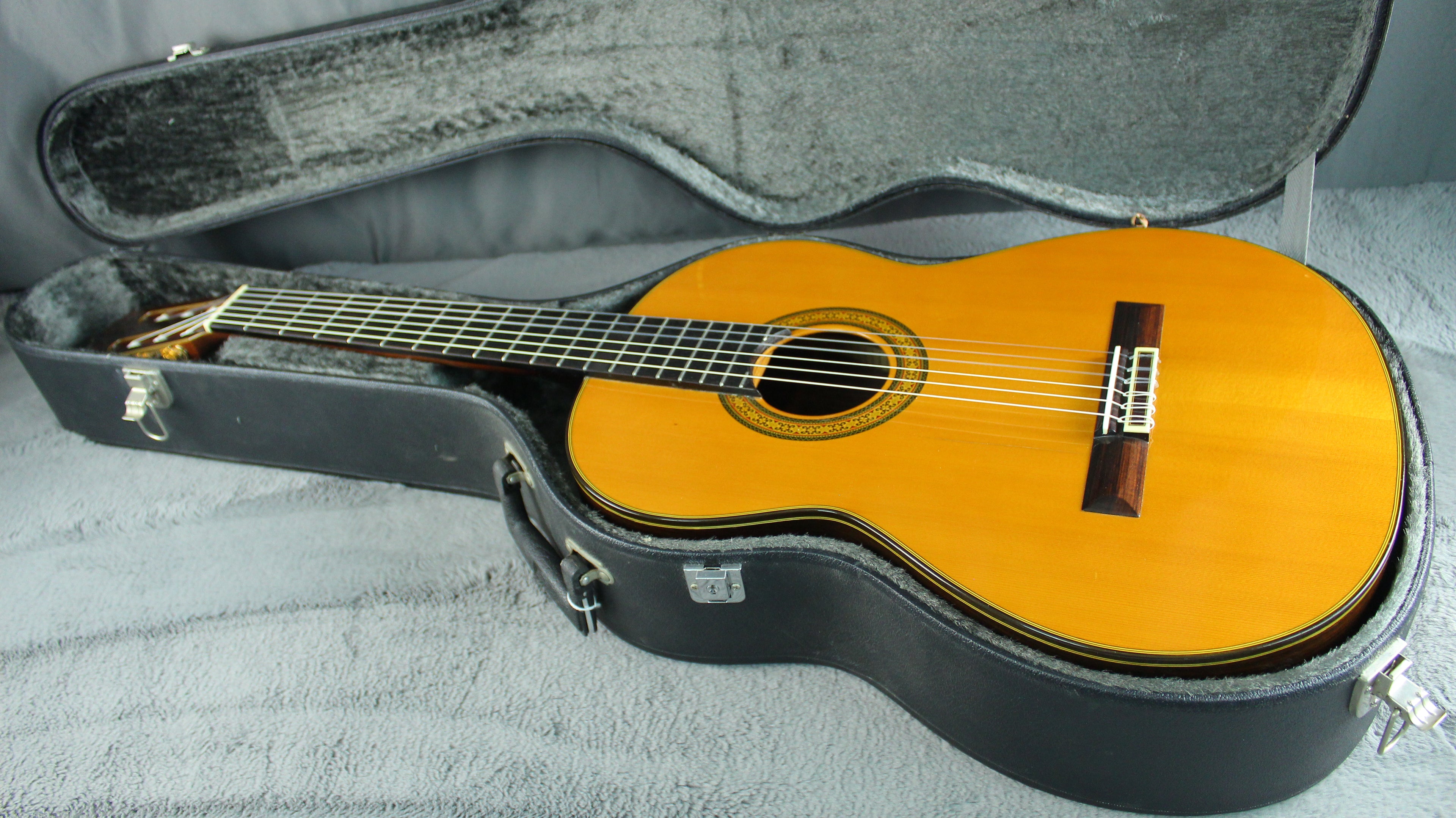 Saburo Nogami Nisshin Kogyo w/ Hard Case