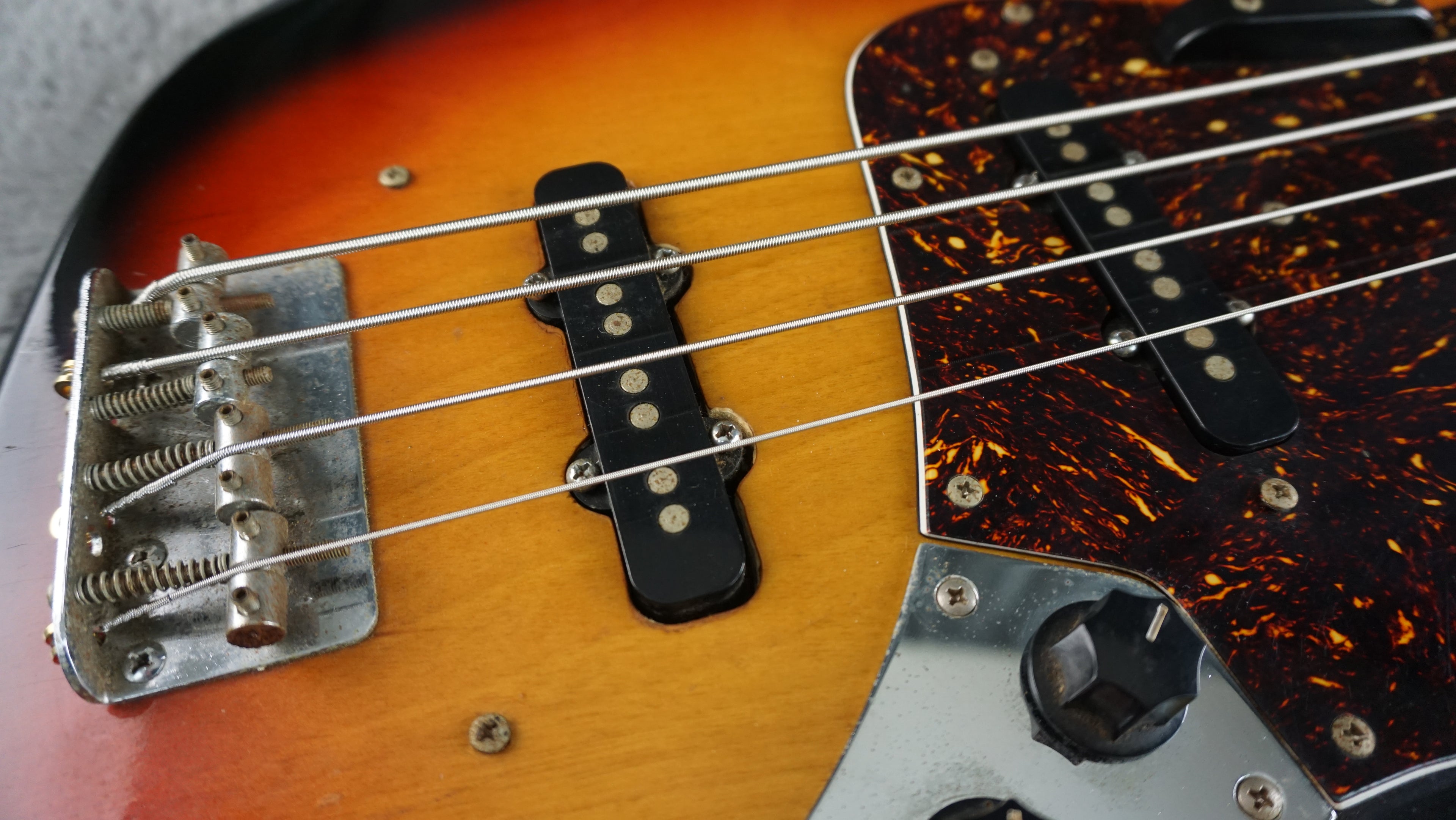 Fresher Personal Bass - Sunburst Jazz Bass Type