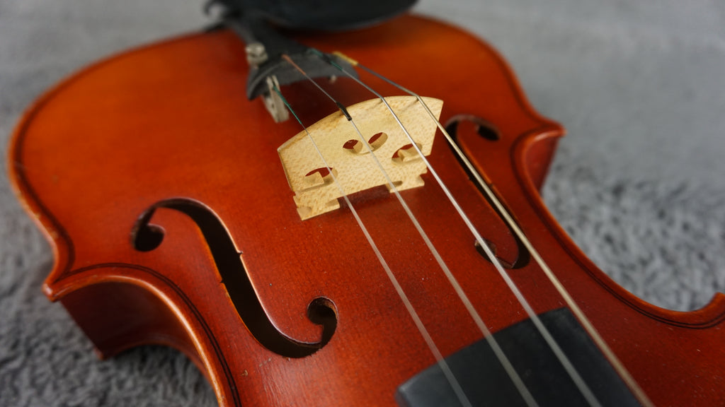 Suzuki No. 280 3/4 Violin Outfit w/ Bow & Hard Case