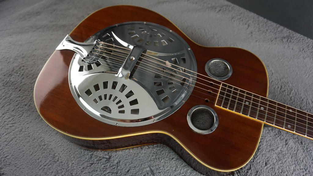 Suzuki Round Neck Resonator Style Acoustic Guitar w/ Gig Bag Japan
