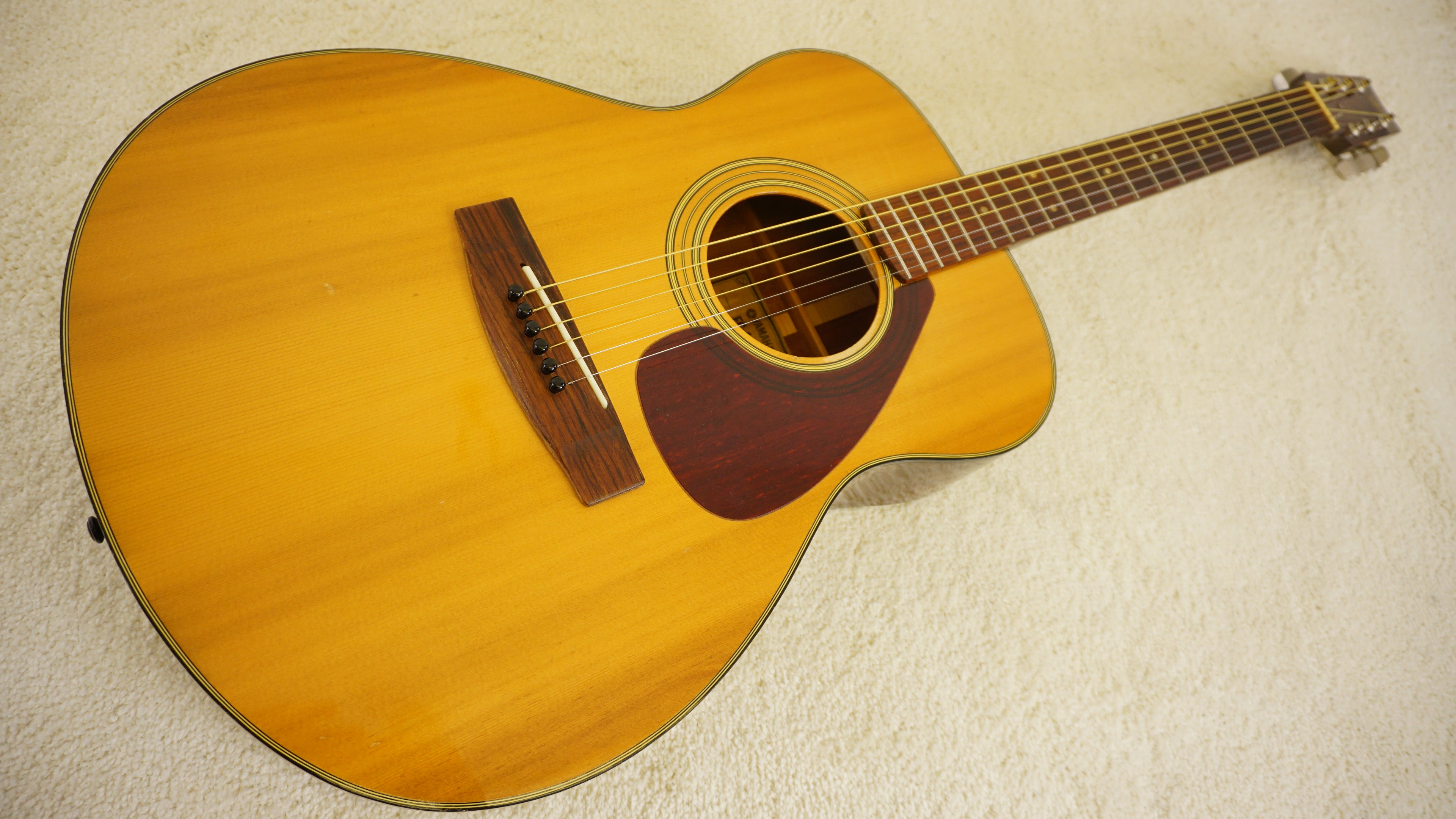 Yamaha FG-130 Nippon Gakki Made in Japan Acoustic Guitar w/ Chipboard Case