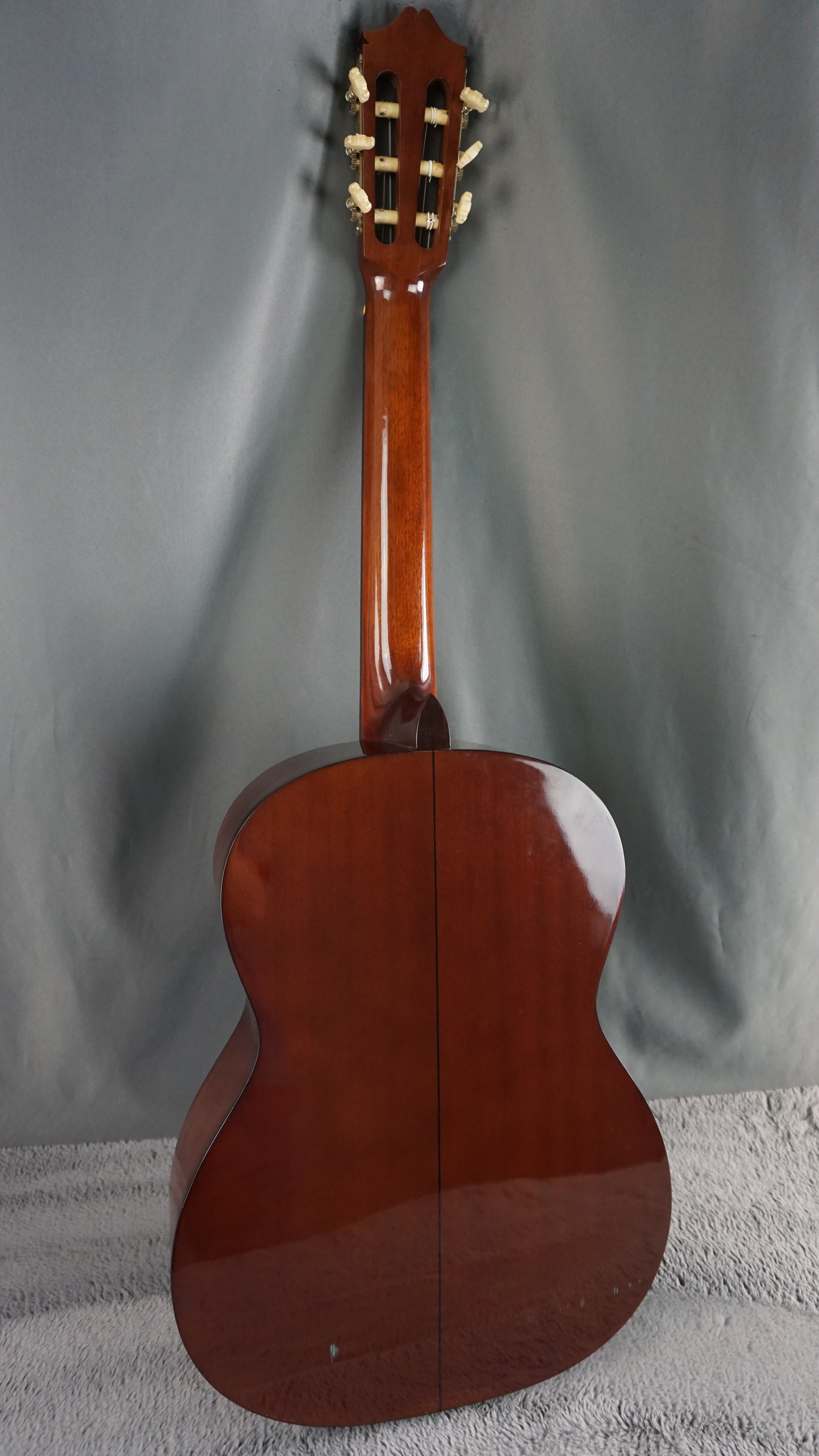 1972 Morris M-10 Classical Guitar – Made in Japan