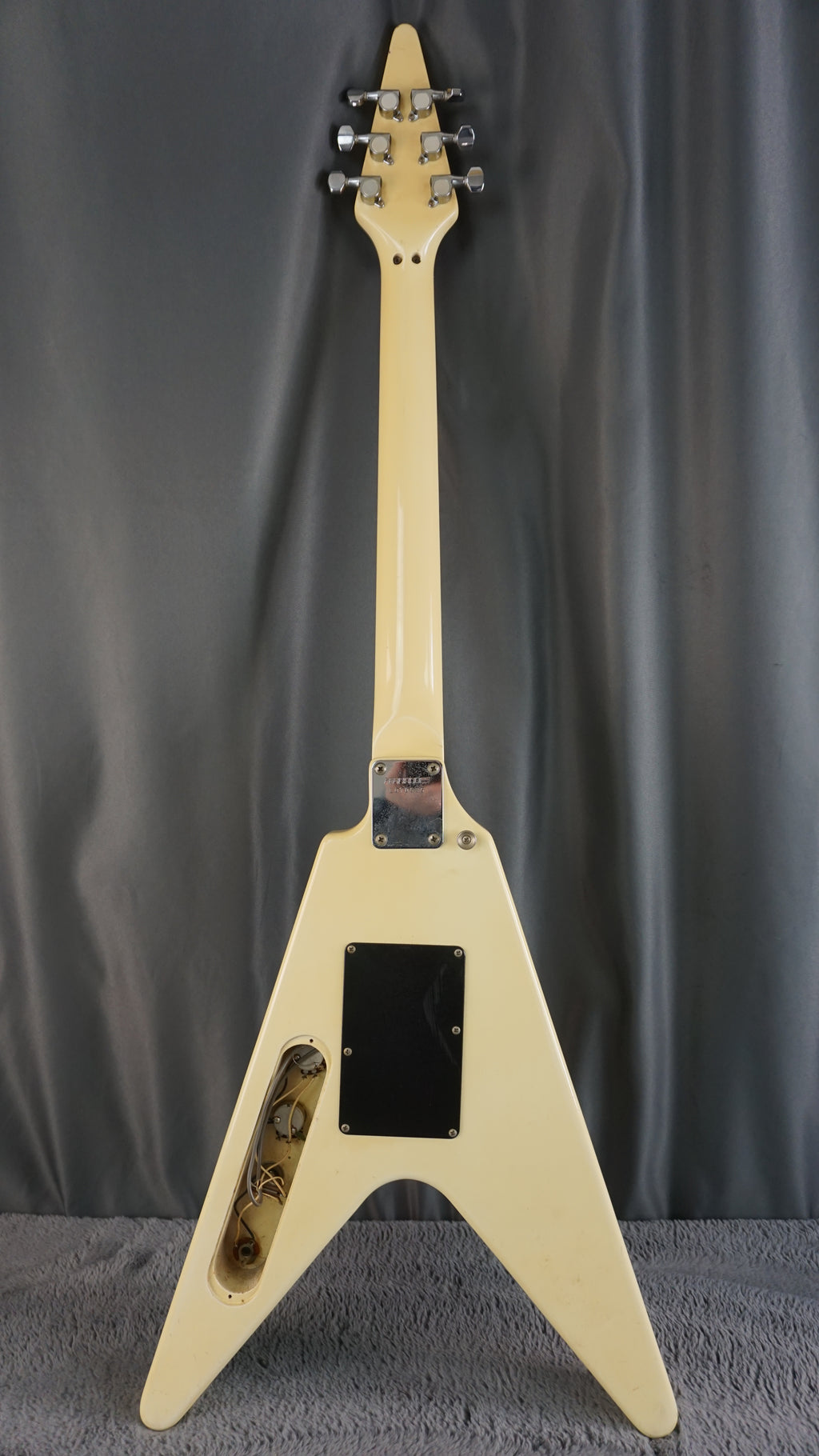 Fernandes/Burny BSV-70 The Function Flying V Short Scale